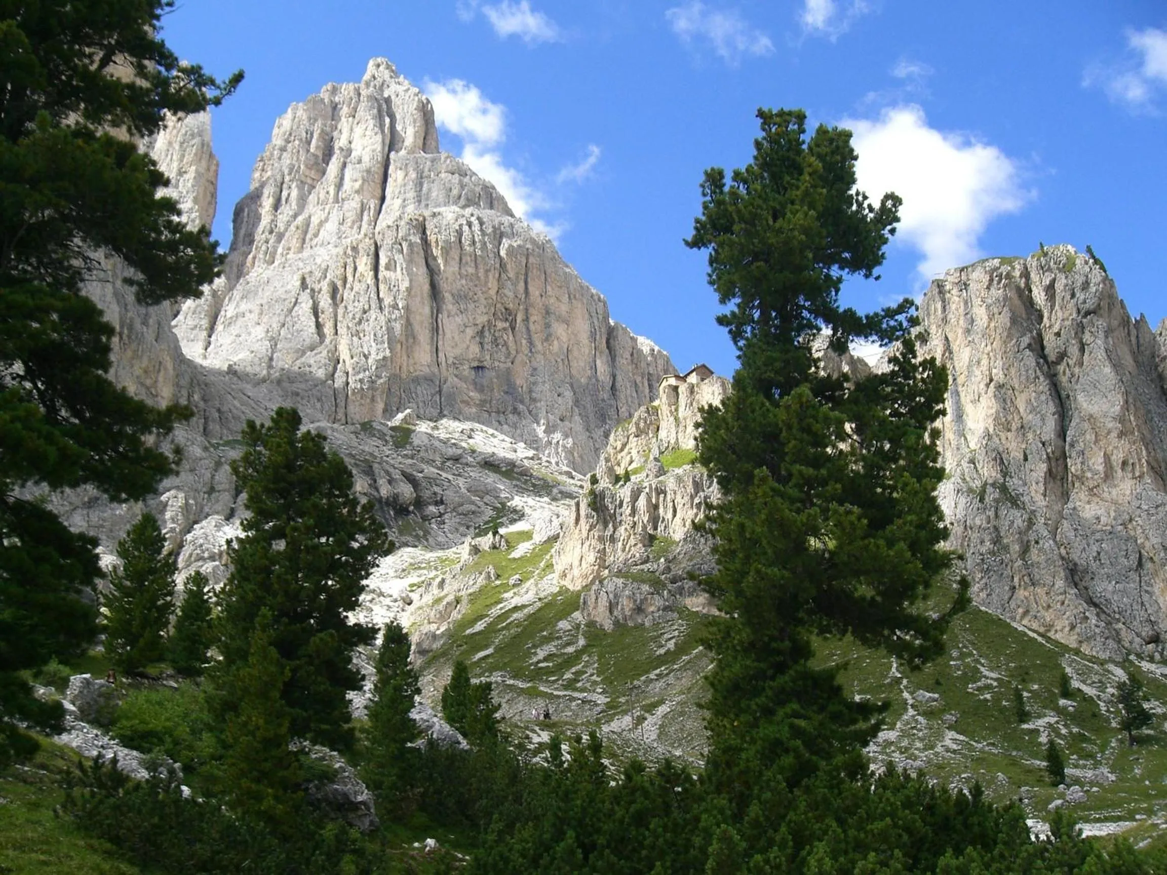 Nearby landmark in Hotel Vigo