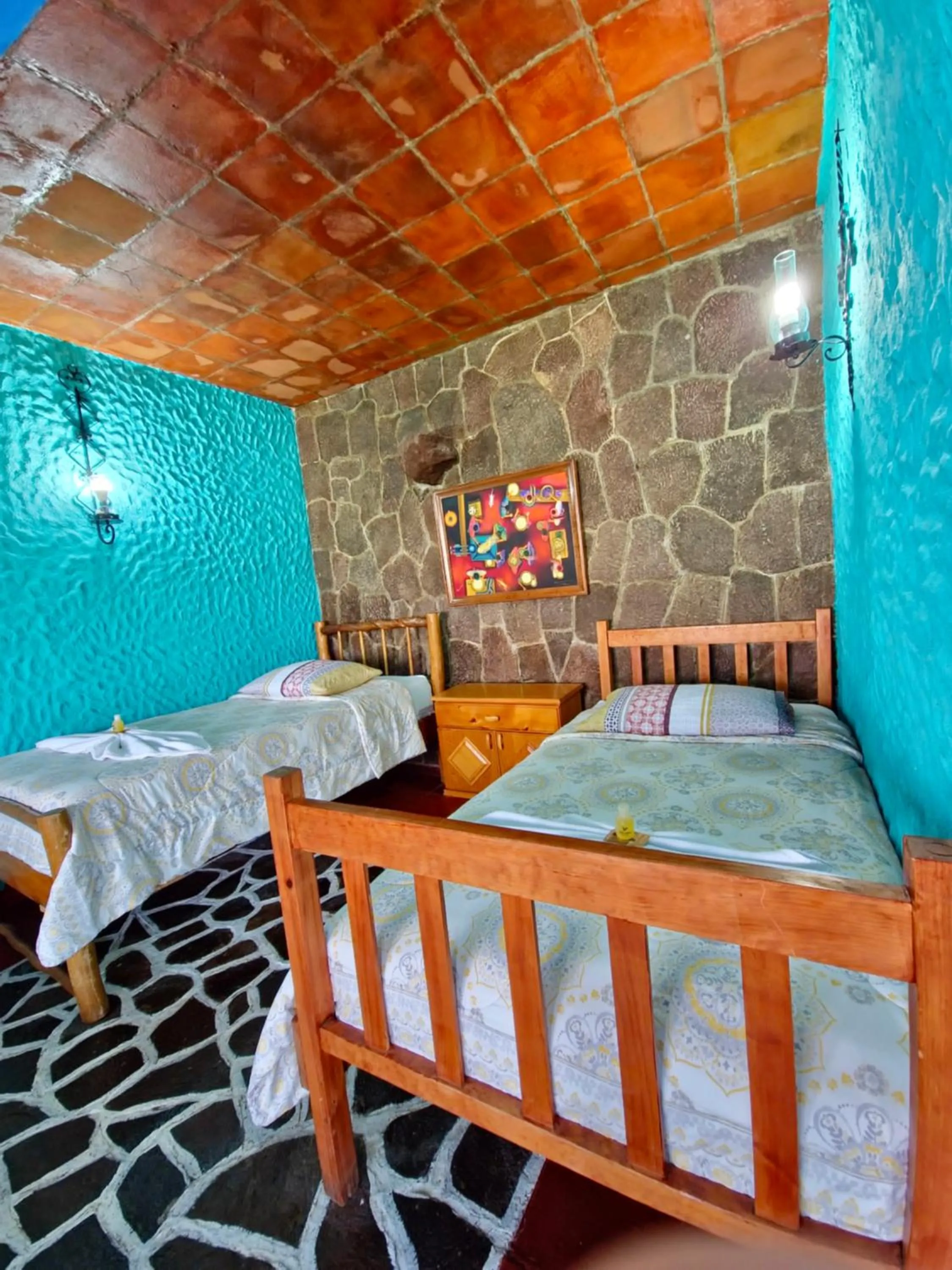 Bed in Eco Hotel Uxlabil Atitlan