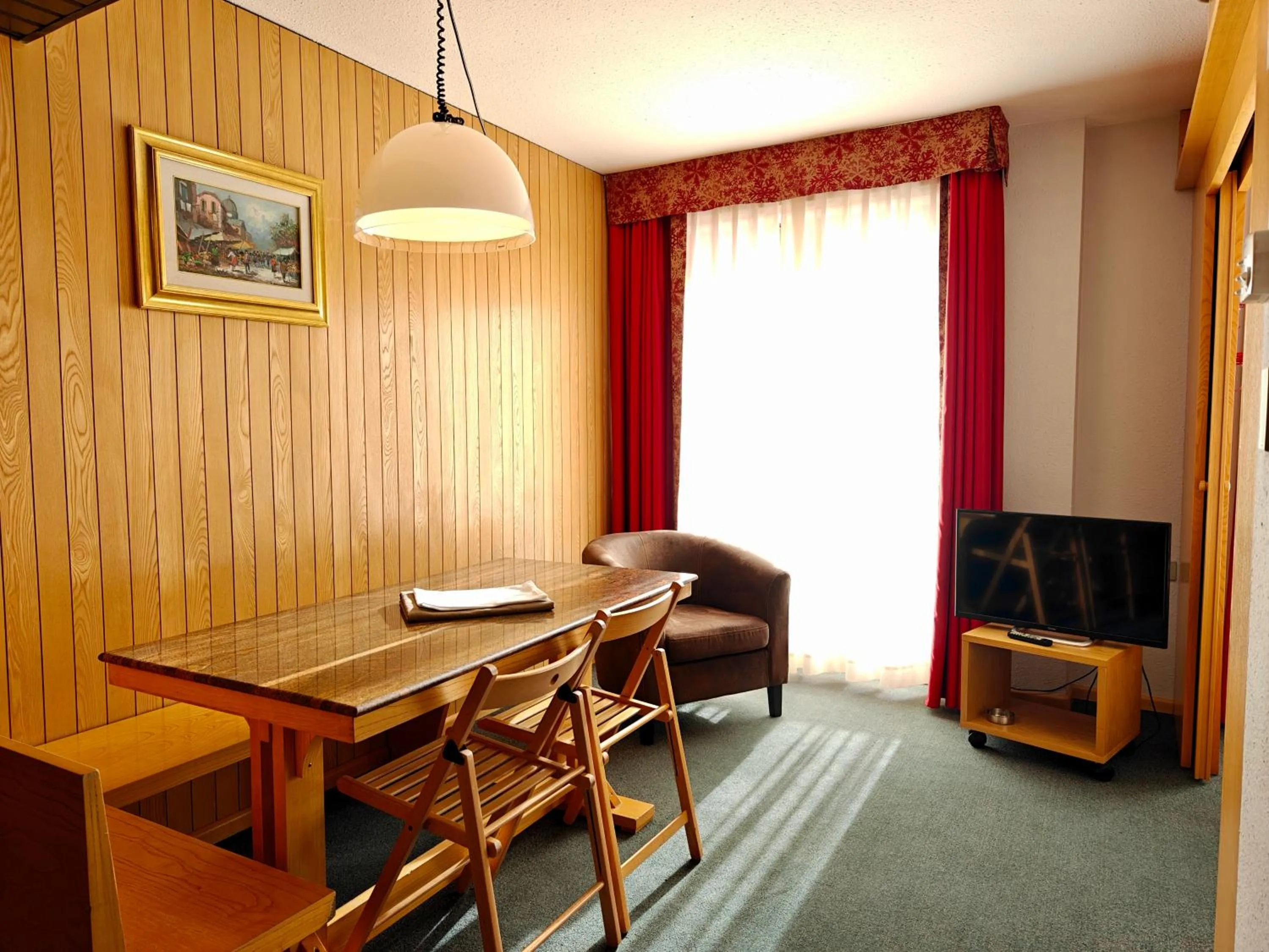 Dining area in Residence Les Coupoles