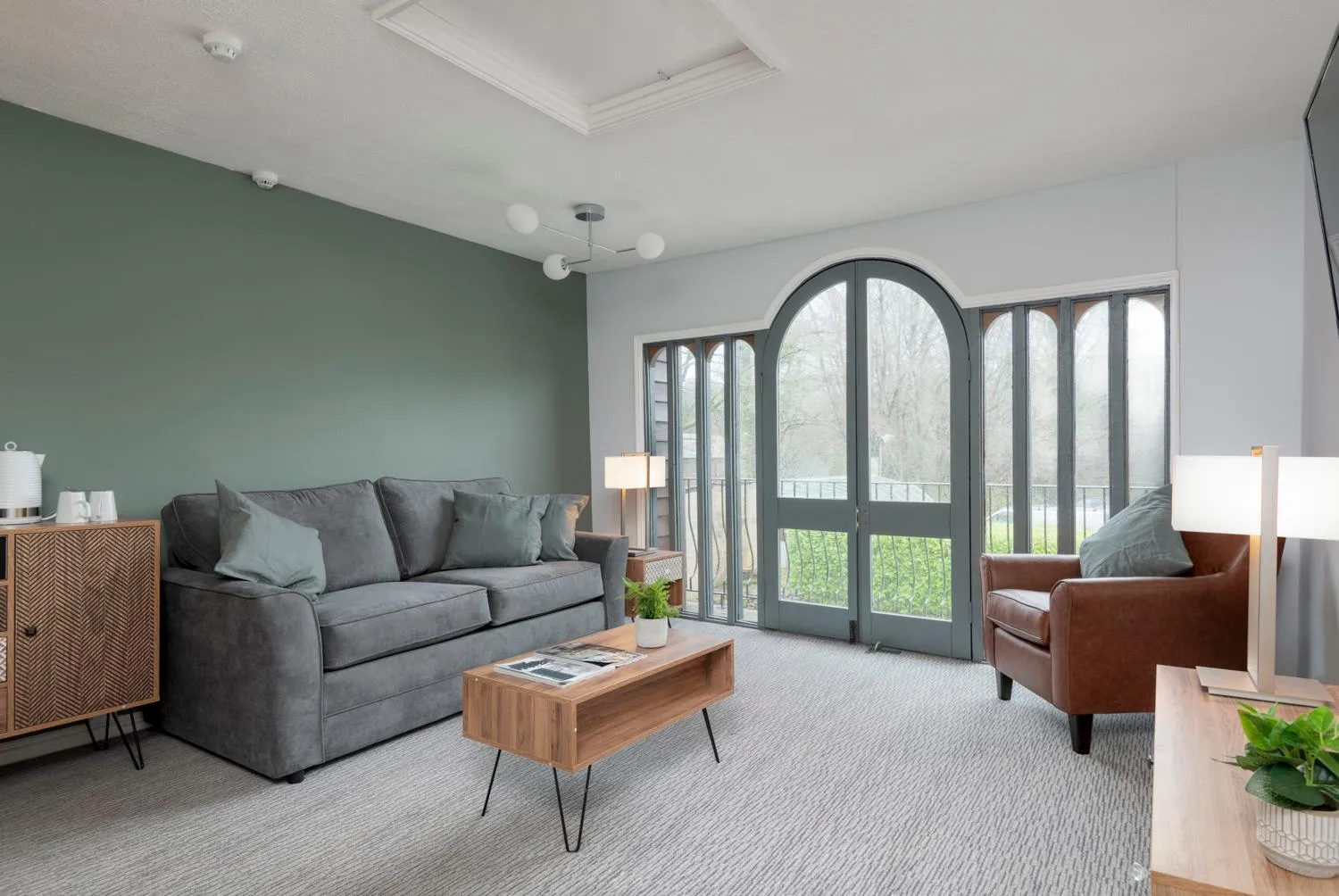 Coffee/tea facilities in Lakeview Manor