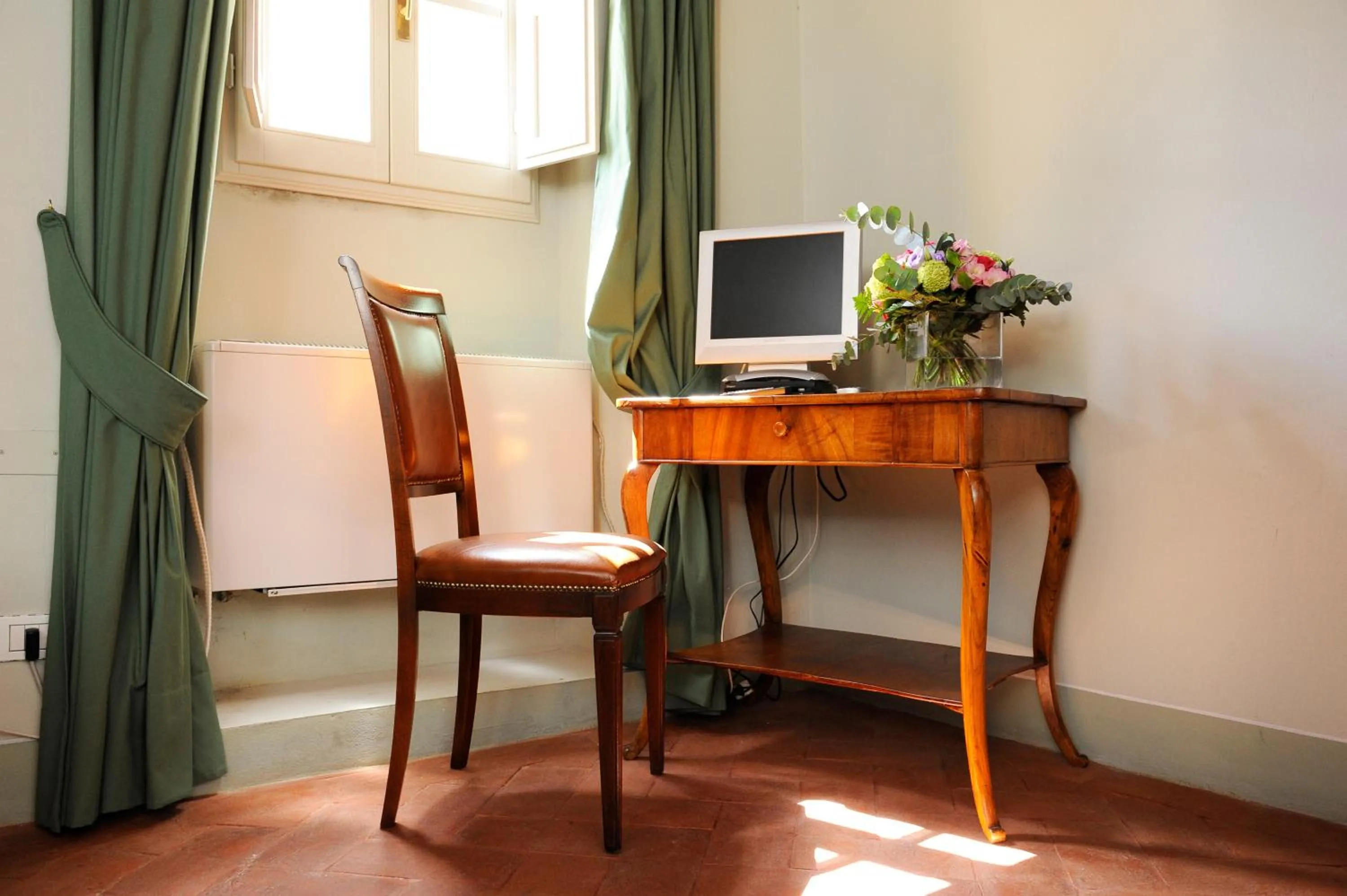 TV and multimedia in B&B Art