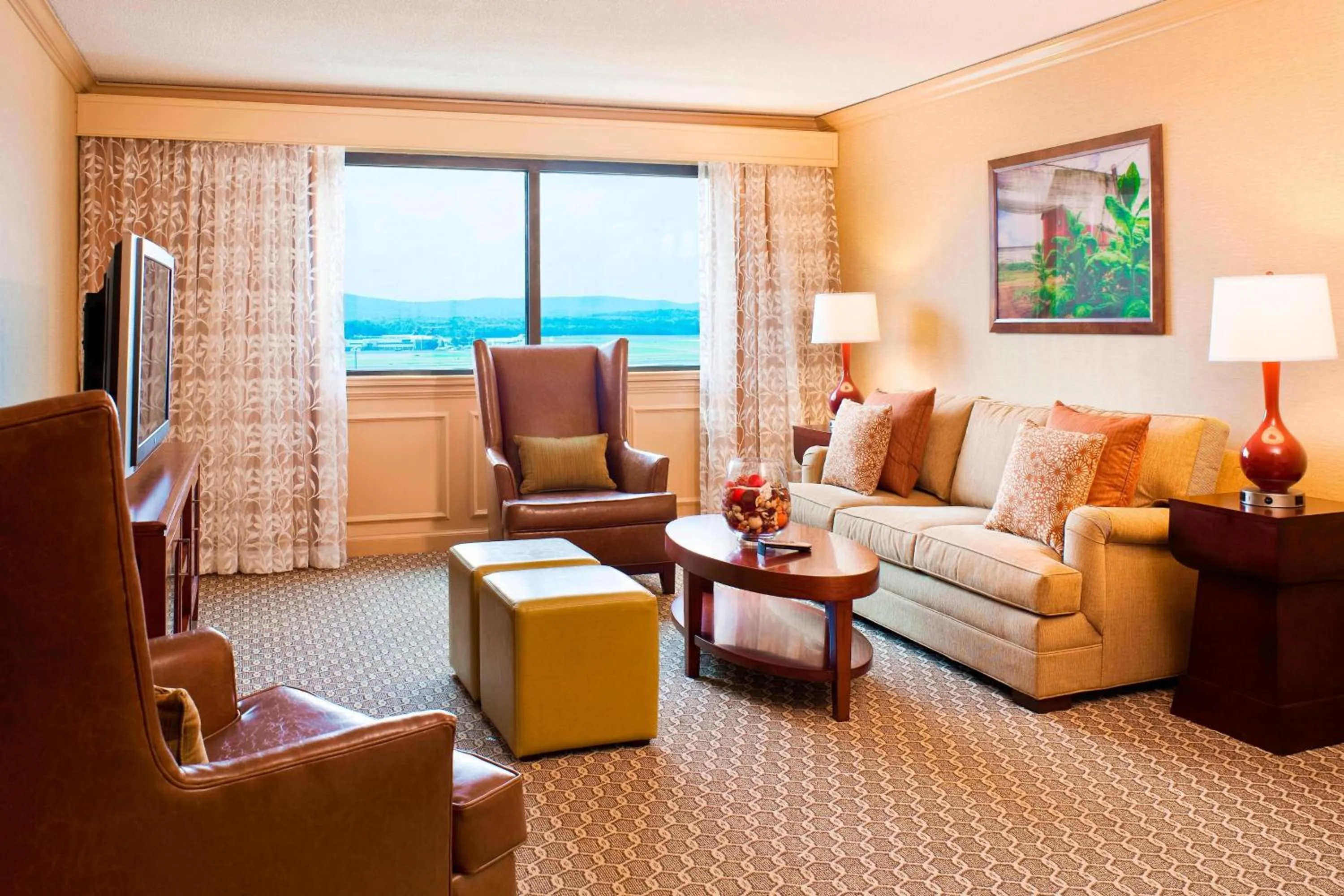 Photo of the whole room in Sheraton Hartford Hotel at Bradley Airport