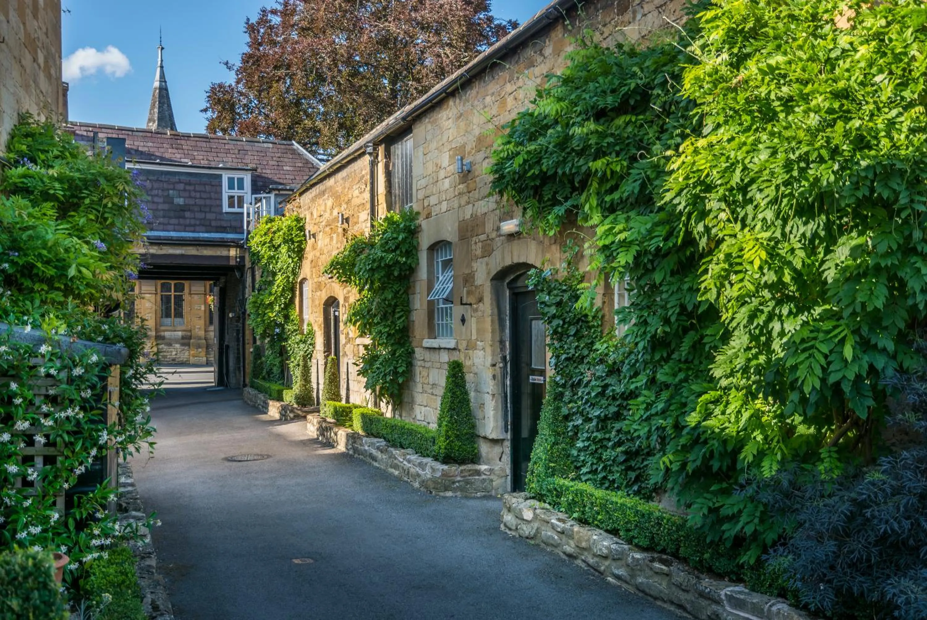On site in The White Hart Royal, Moreton-in-Marsh, Cotswolds - The Coaching Inn Group