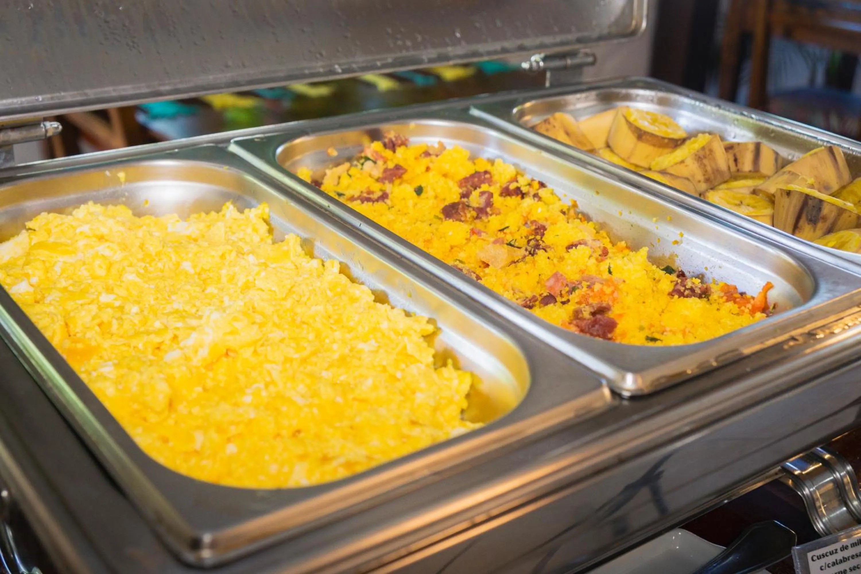 Buffet breakfast in Pousada Borboleta