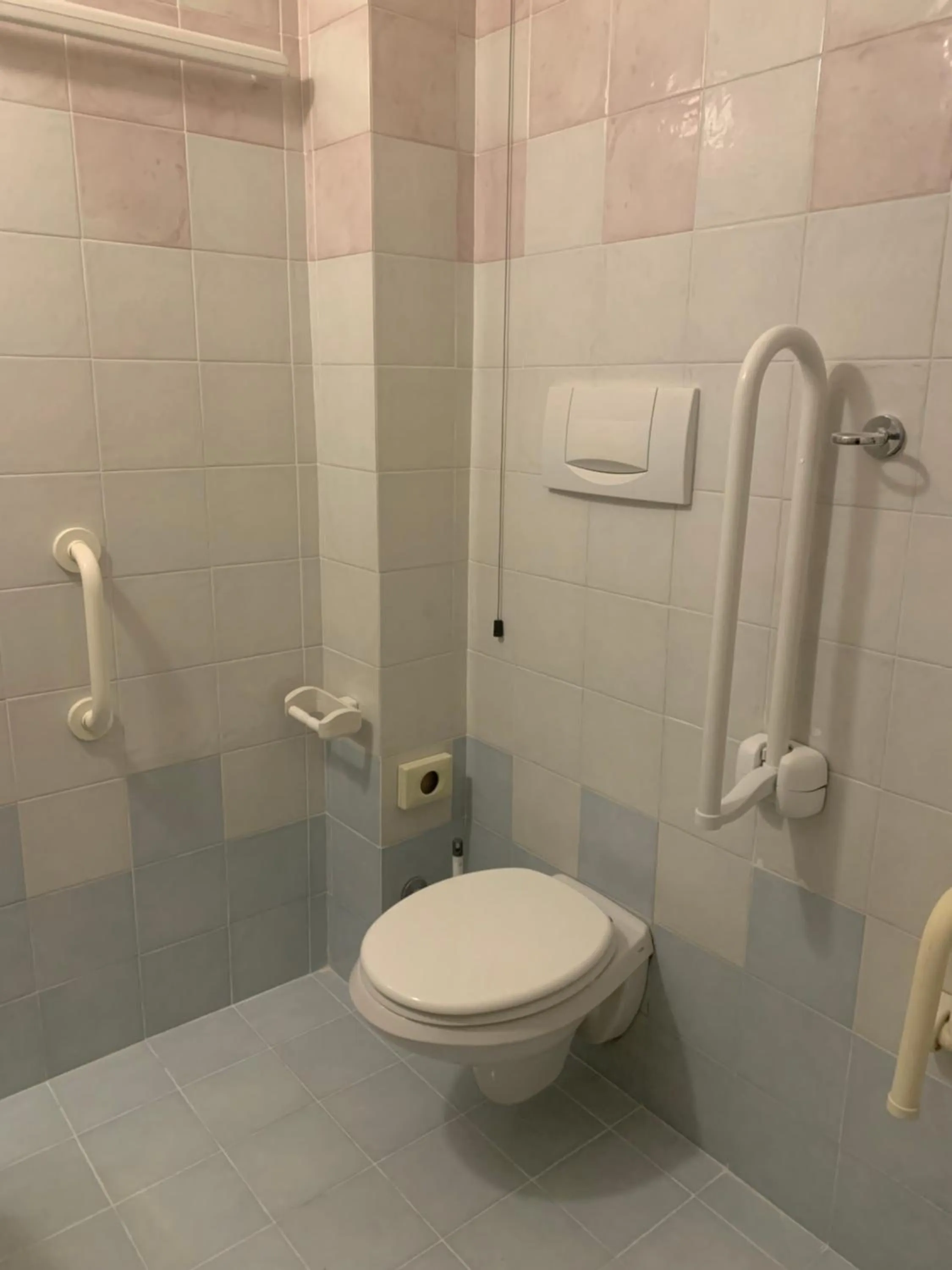 Shower in Hotel Massimo