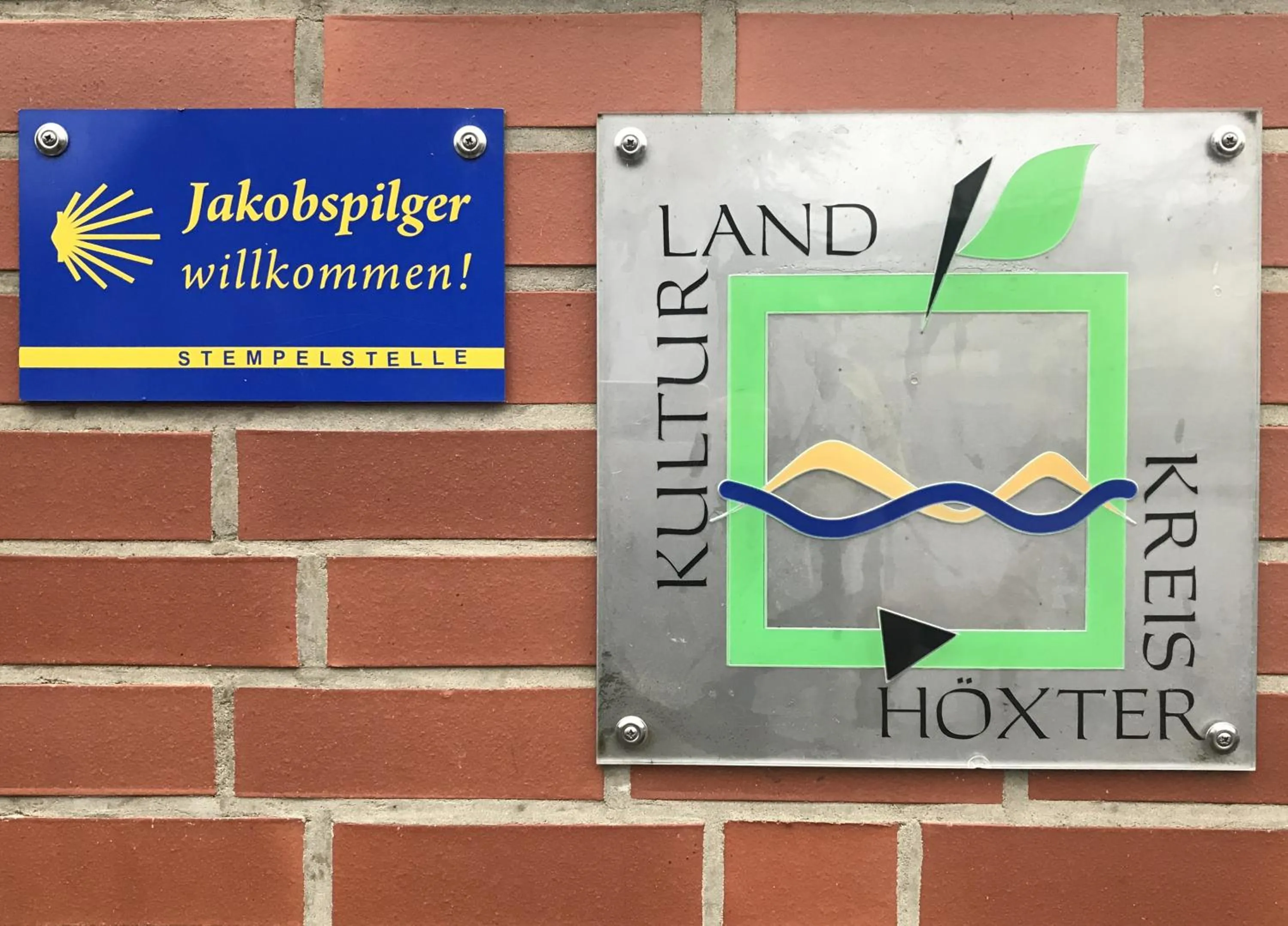 Logo/Certificate/Sign in Hotel Hoxter Am Jakobsweg