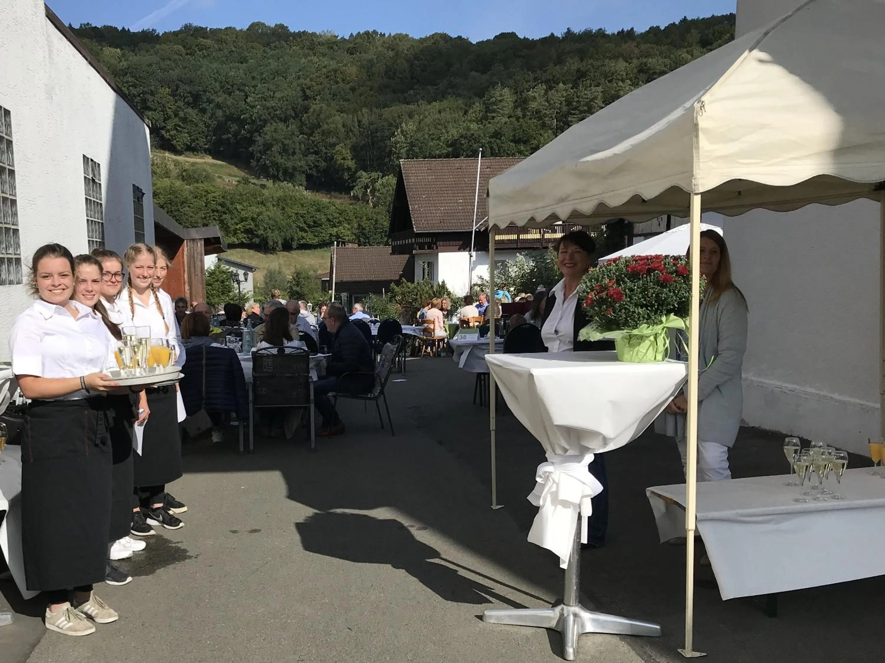 Restaurant/places to eat in Hotel Hoxter Am Jakobsweg