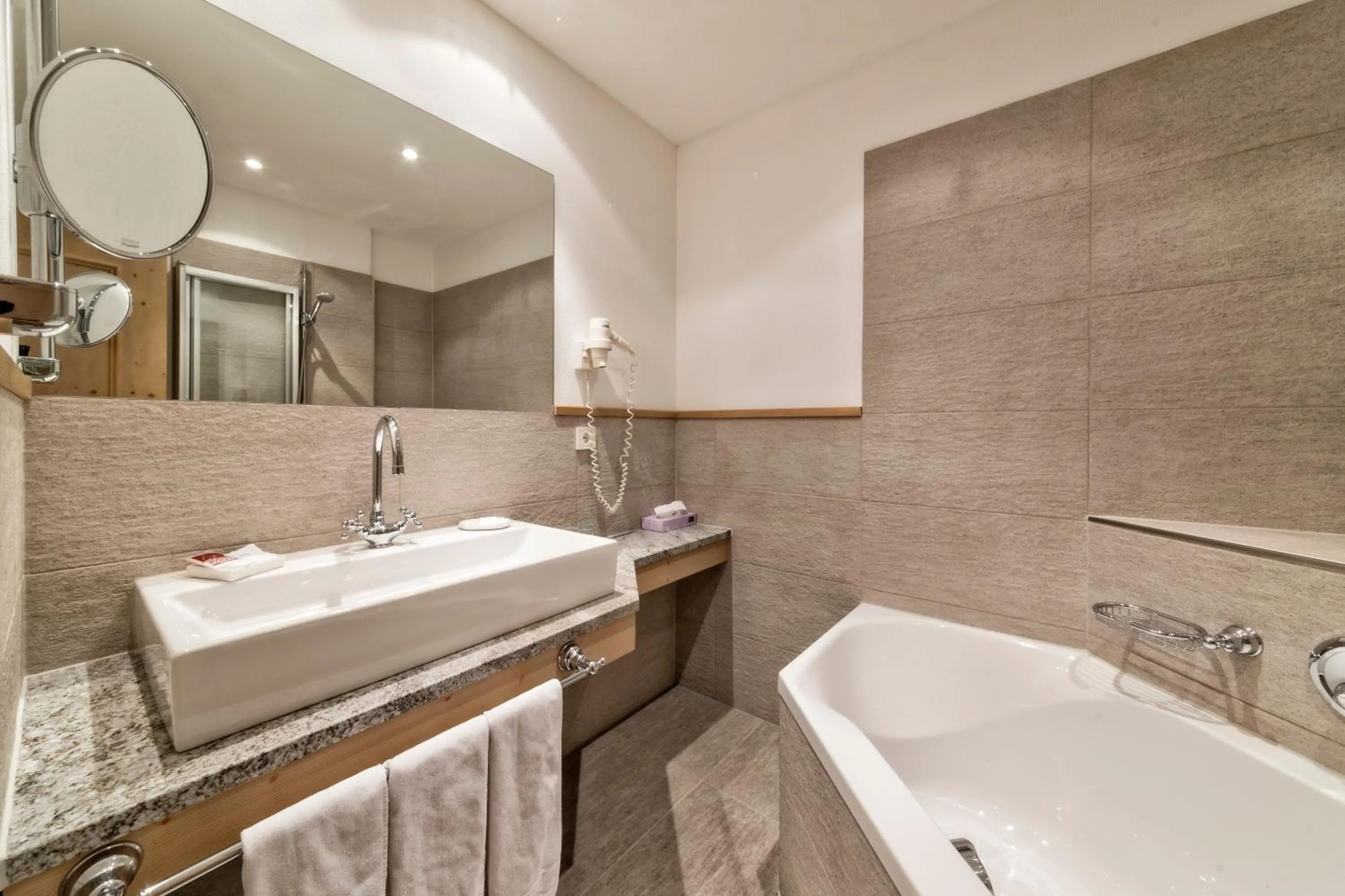 Bathroom in Hotel Villa Monica