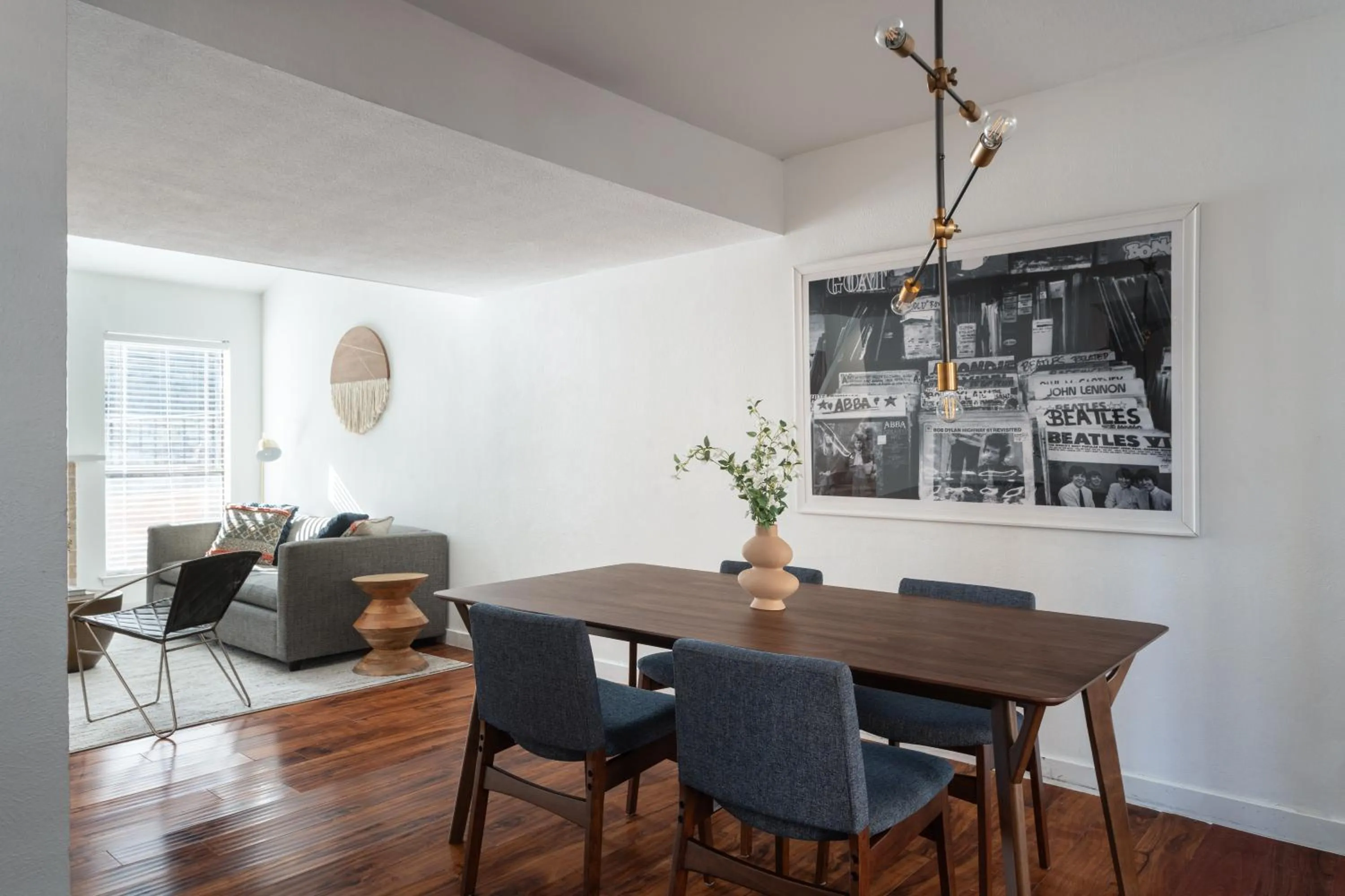 Dining area in Locale Bouldin Creek - Austin