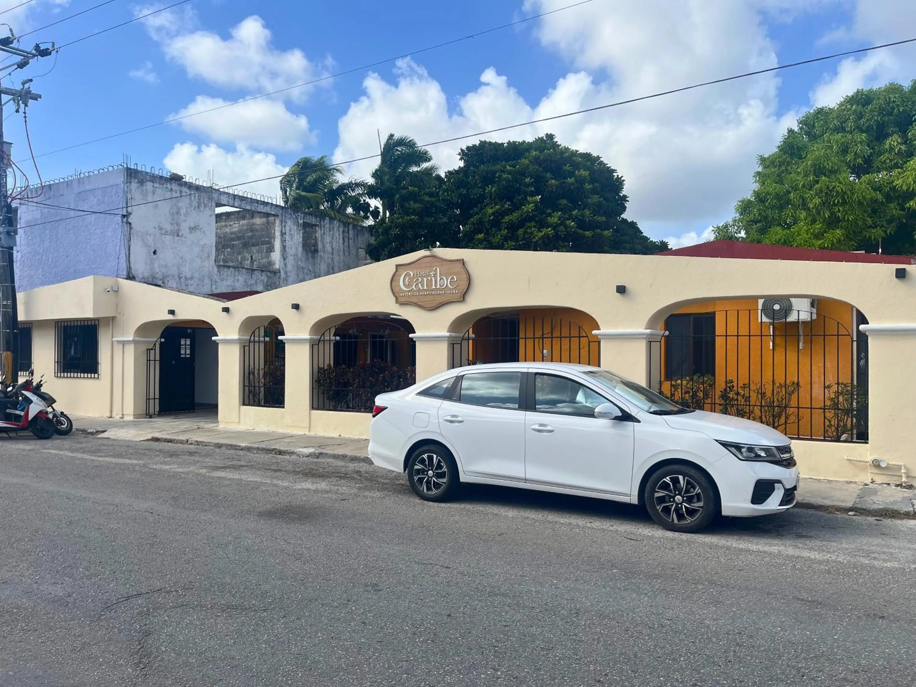 Facade/entrance in Hotel Caribe