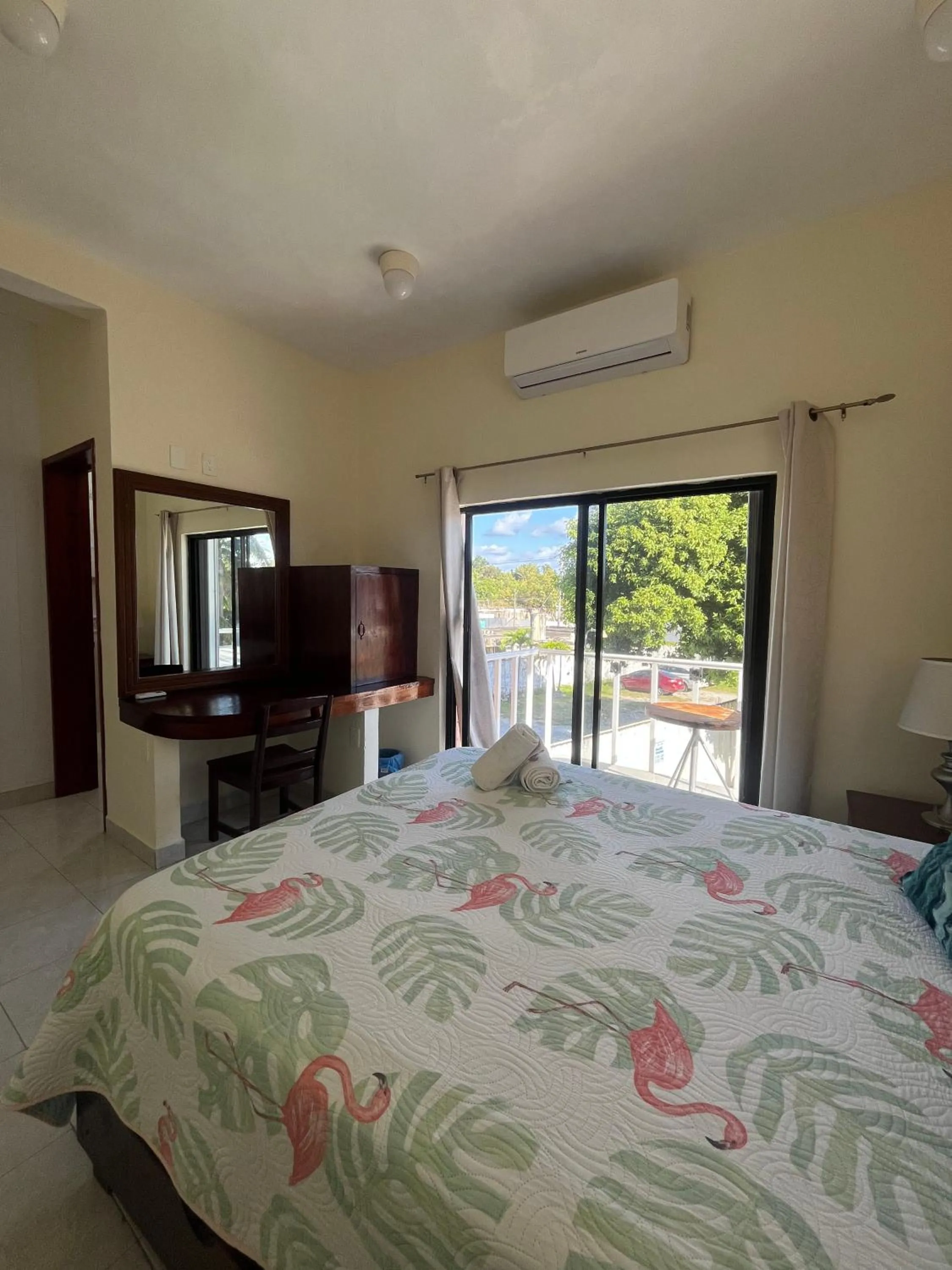 Photo of the whole room, Bed in Hotel Caribe