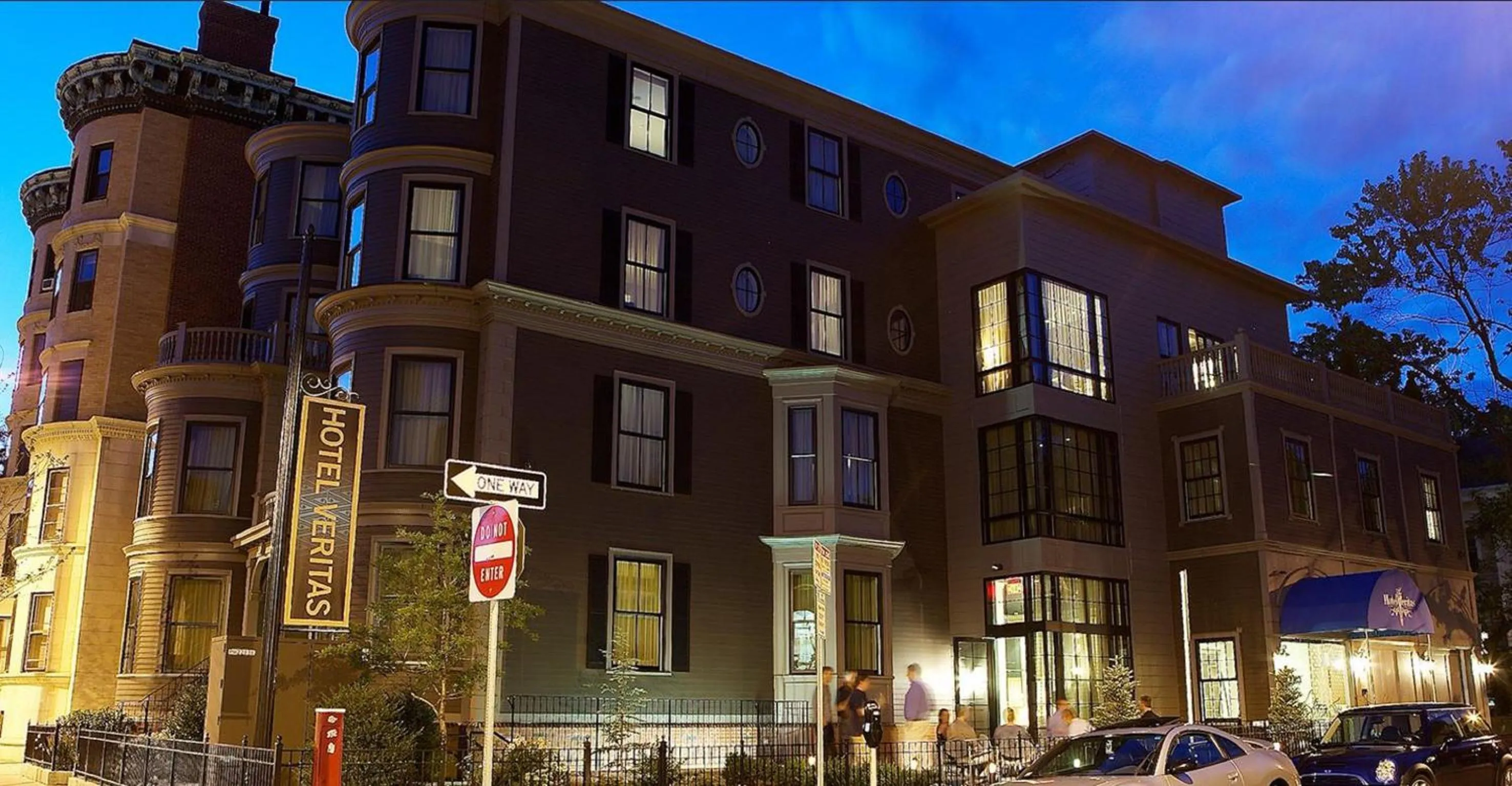 Facade/entrance in Hotel Veritas