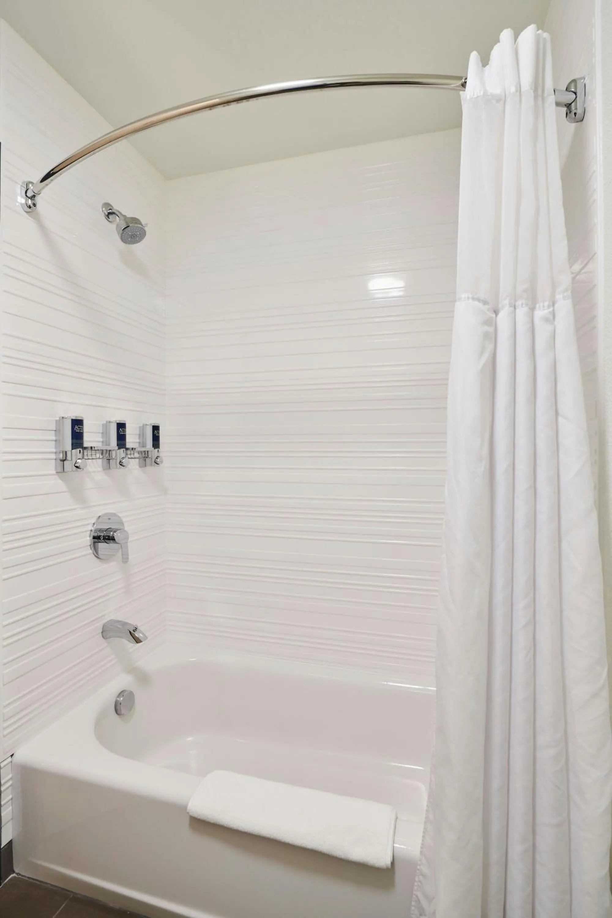 Bathroom in Four Points by Sheraton Cleveland-Eastlake