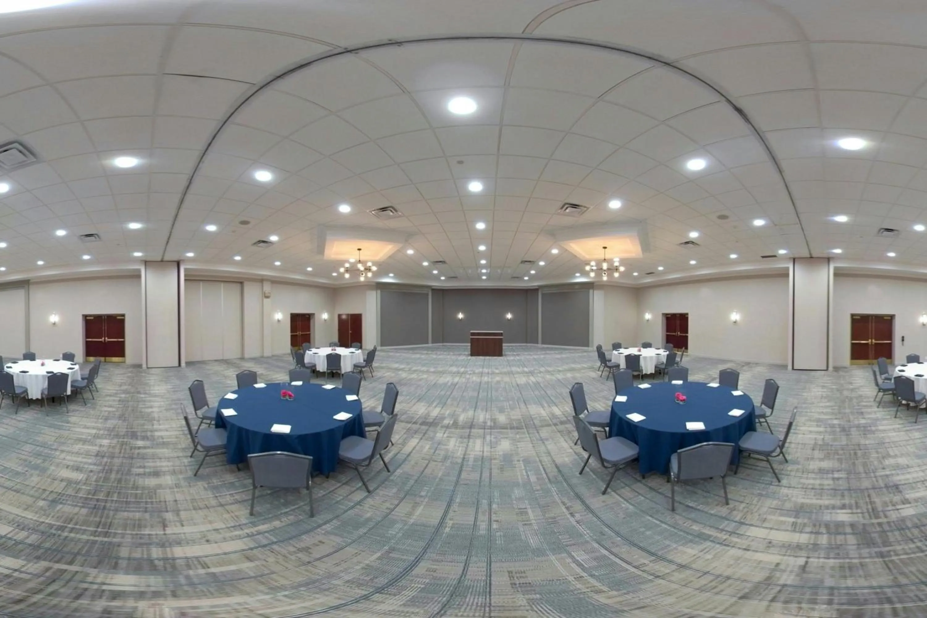 Meeting/conference room in Four Points by Sheraton Cleveland-Eastlake
