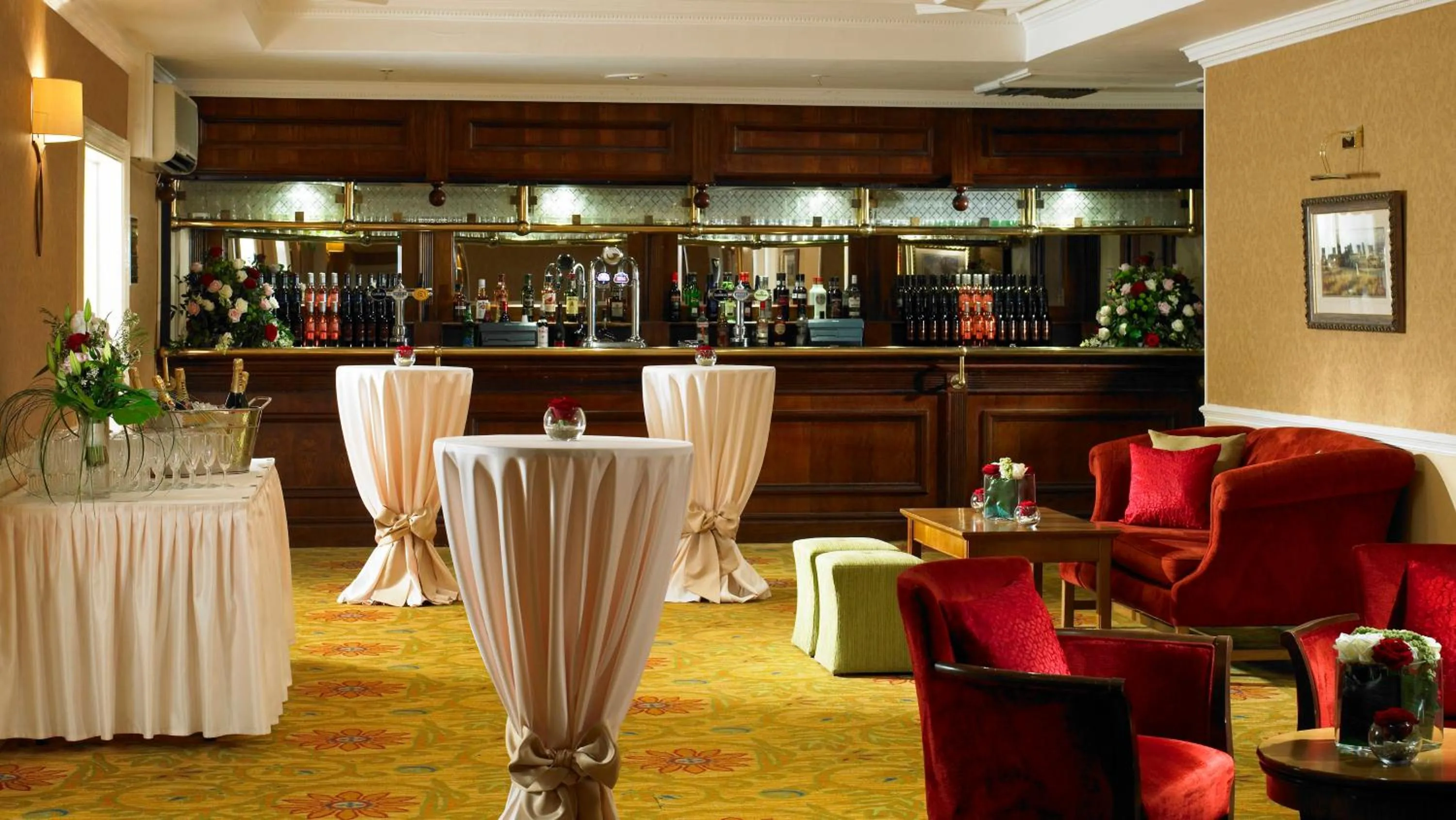Lounge or bar in Hollins Hall Hotel, Spa & Golf