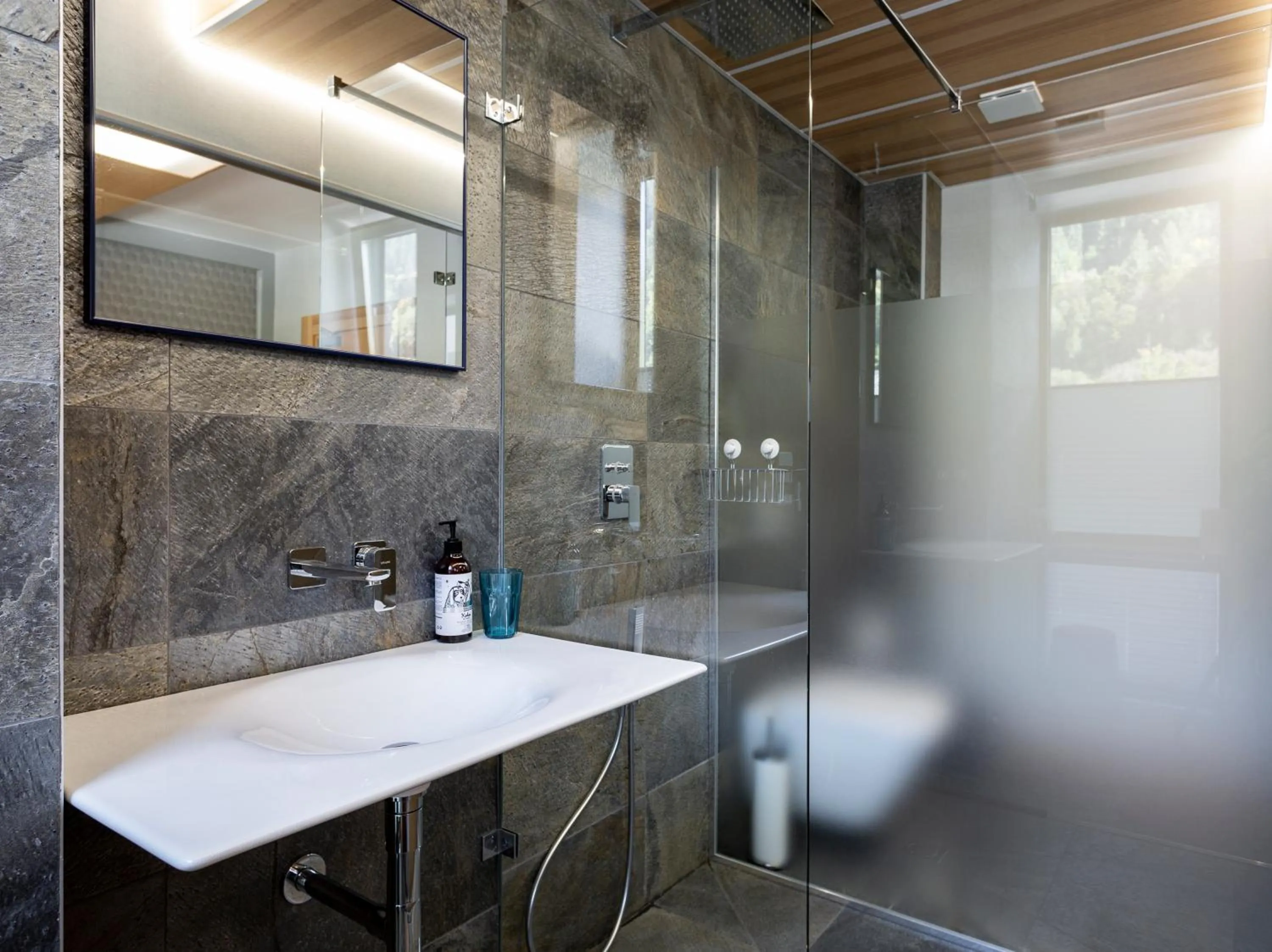 Toilet in Kamieniec 27 Bed & Breakfast