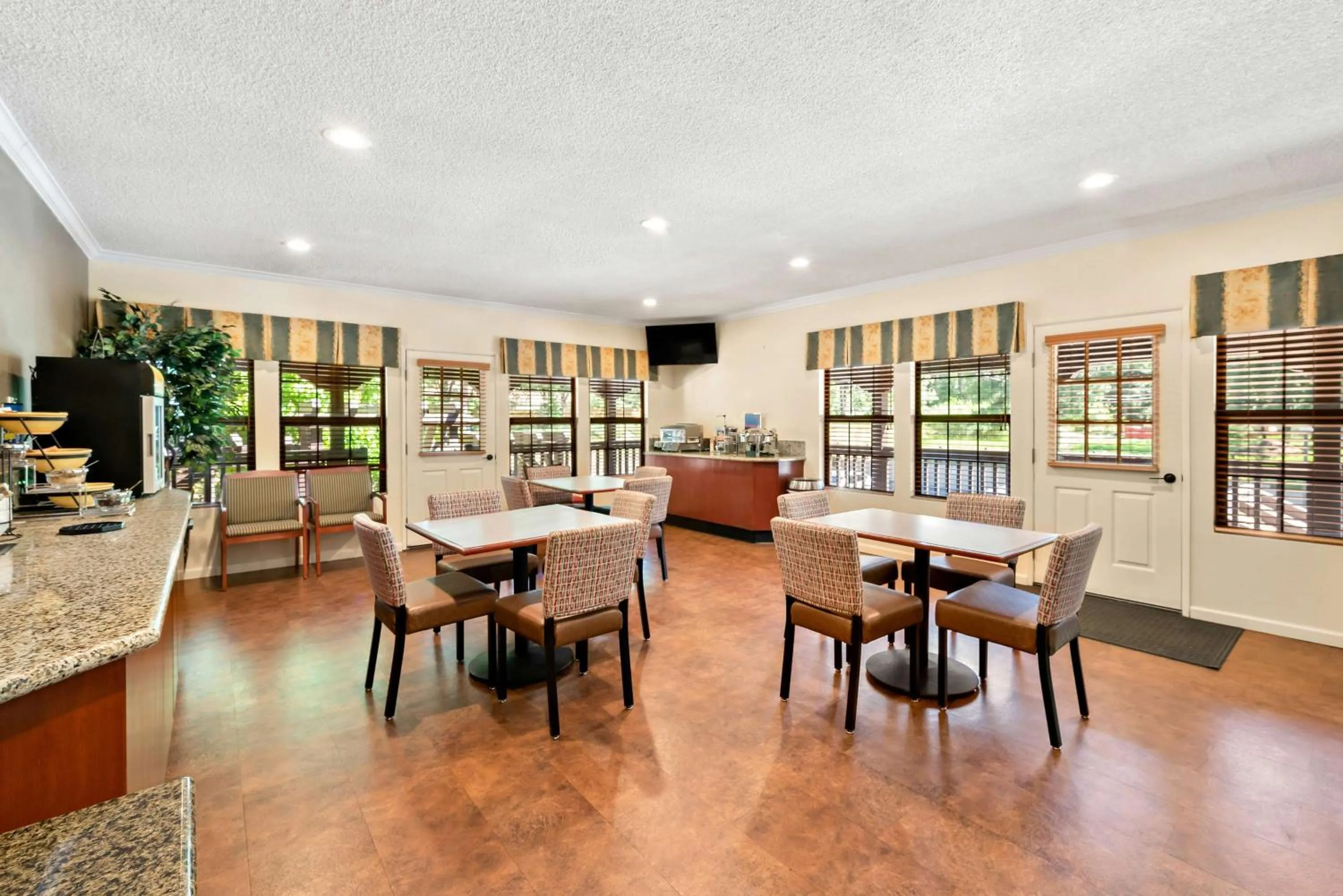 Breakfast in Best Western Stagecoach Inn