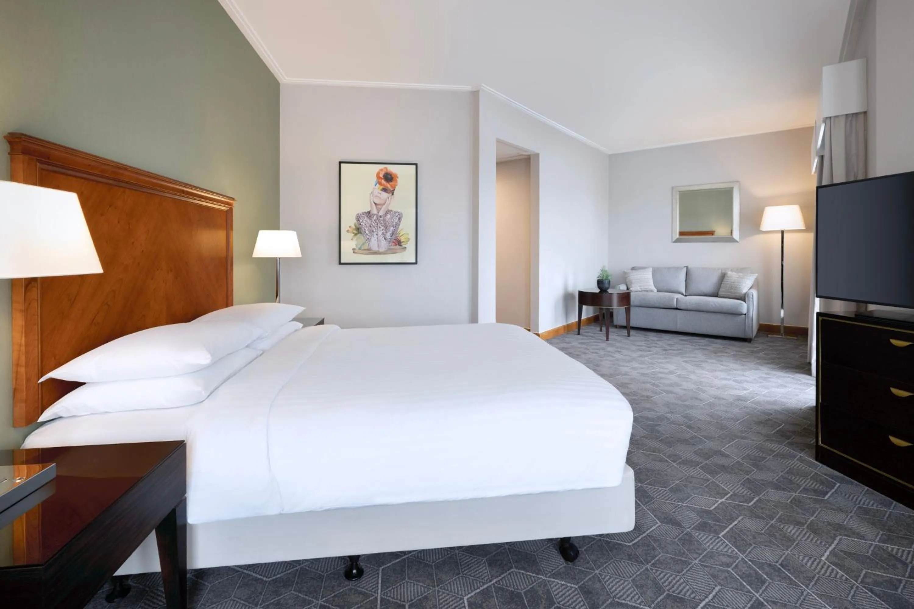 Bedroom, Bed in Delta Hotels by Marriott Bexleyheath
