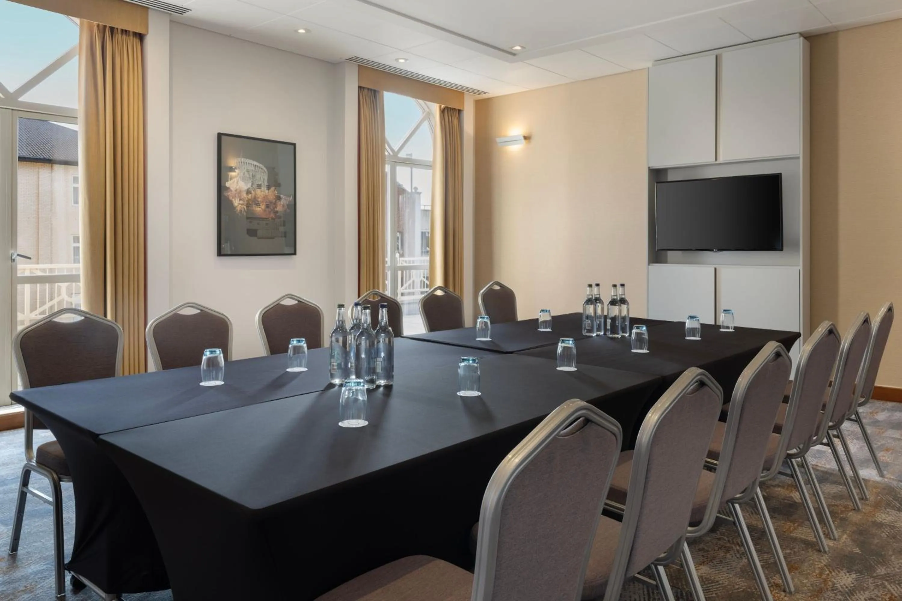 Meeting/conference room in Delta Hotels by Marriott Bexleyheath
