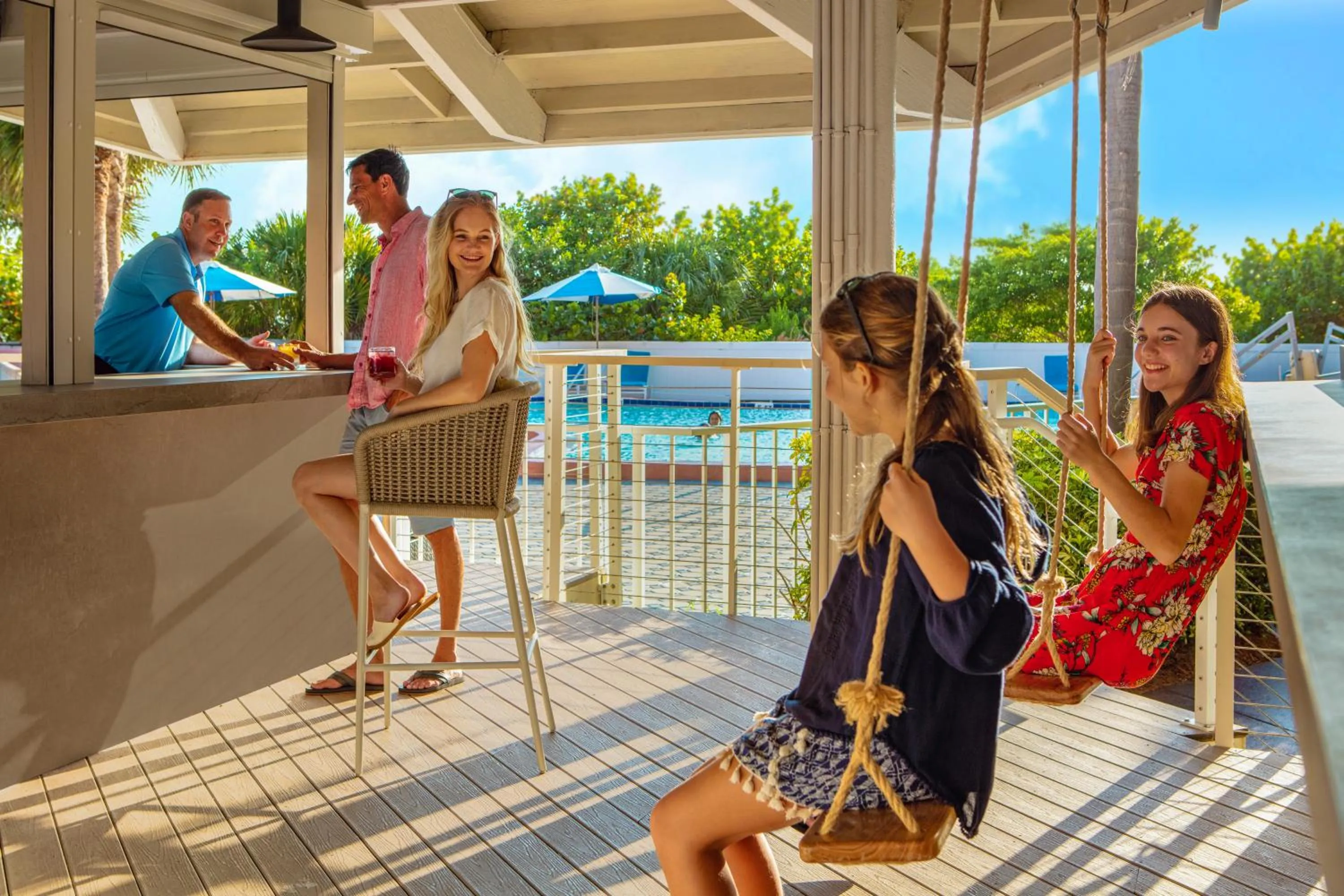Swimming pool in Beach House Suites by the Don CeSar