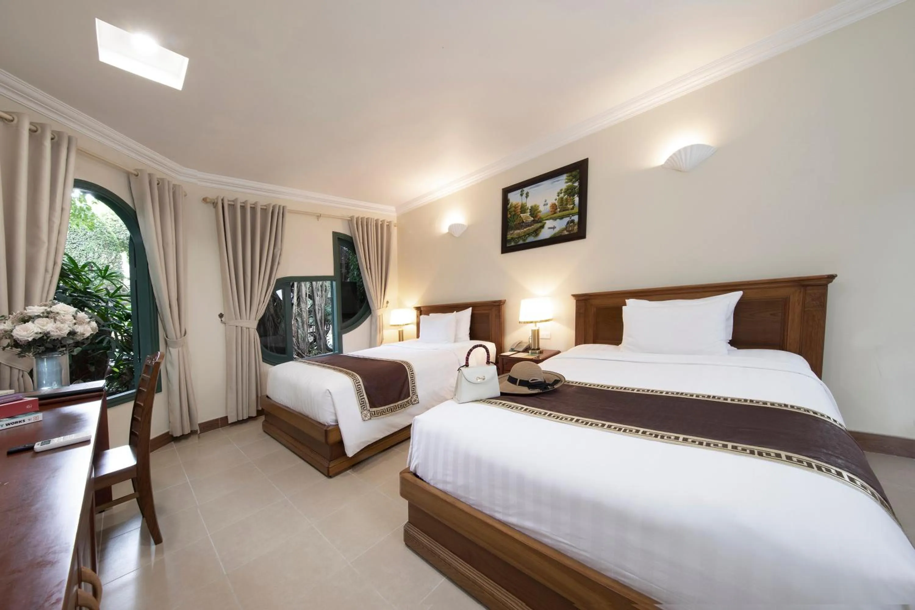 Bed in Phuong Nam Resort