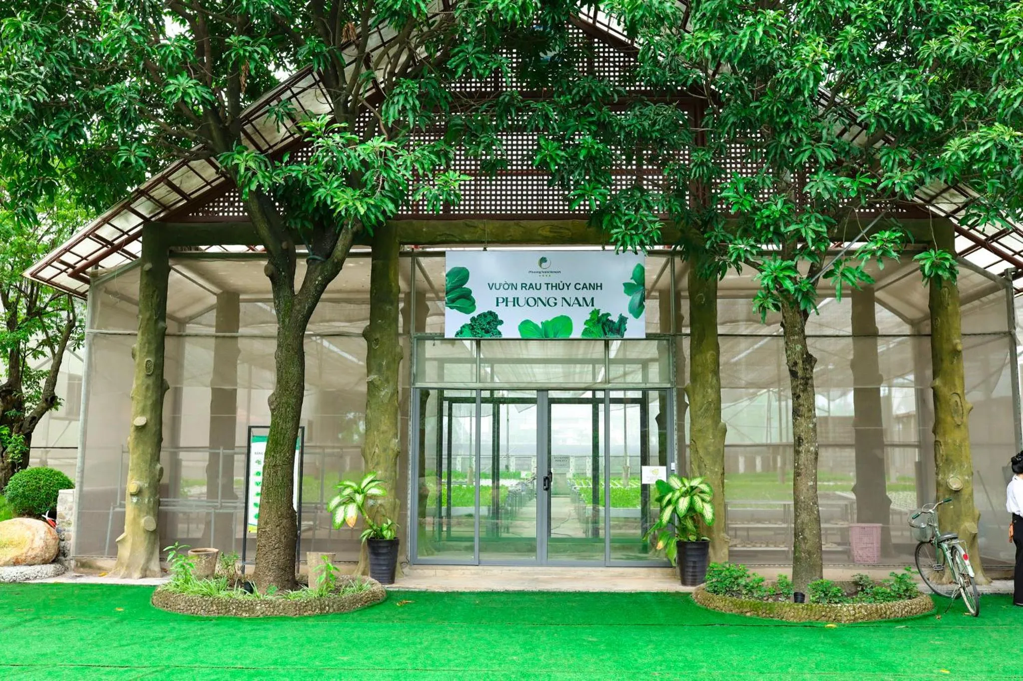 Garden in Phuong Nam Resort