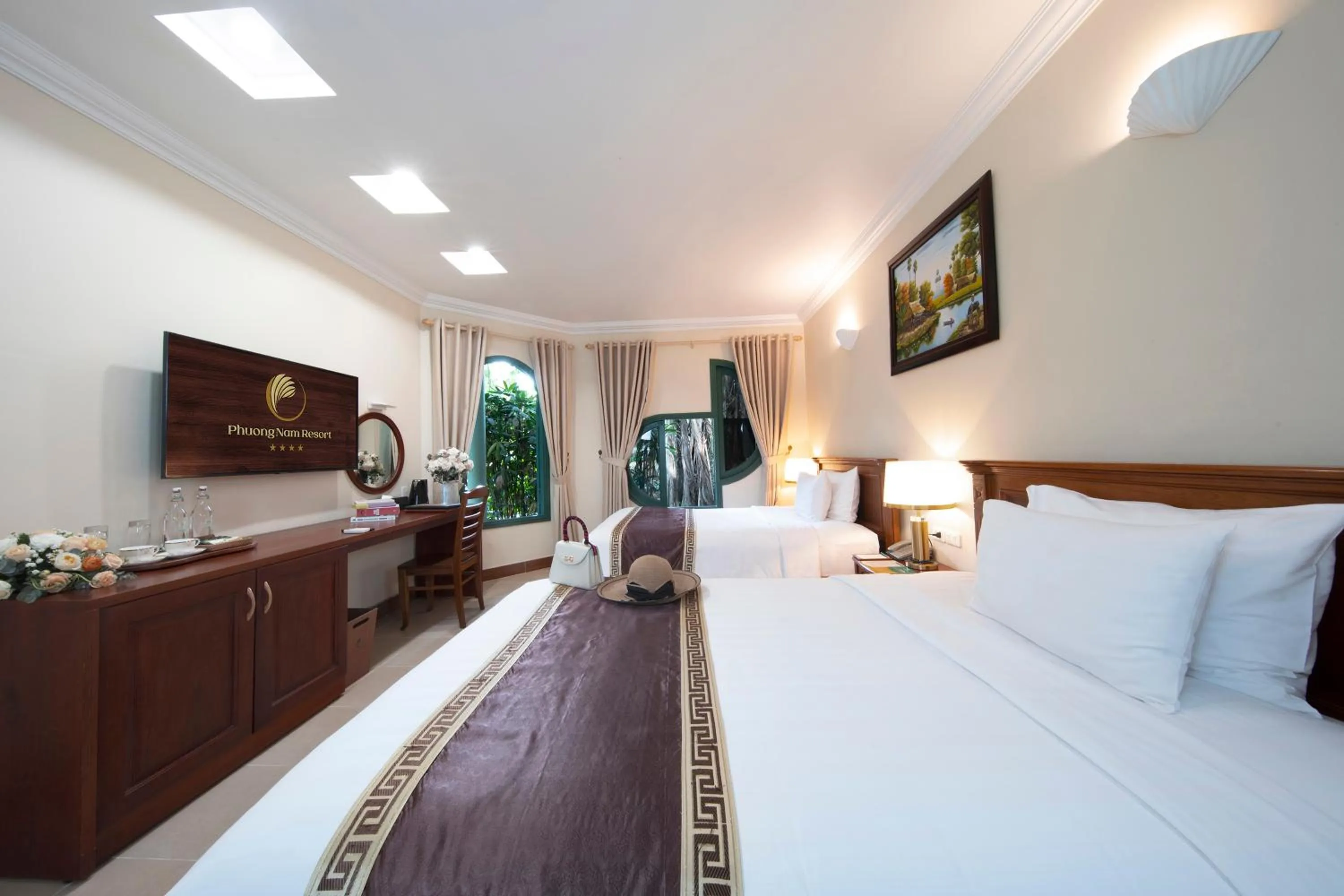 Bed in Phuong Nam Resort