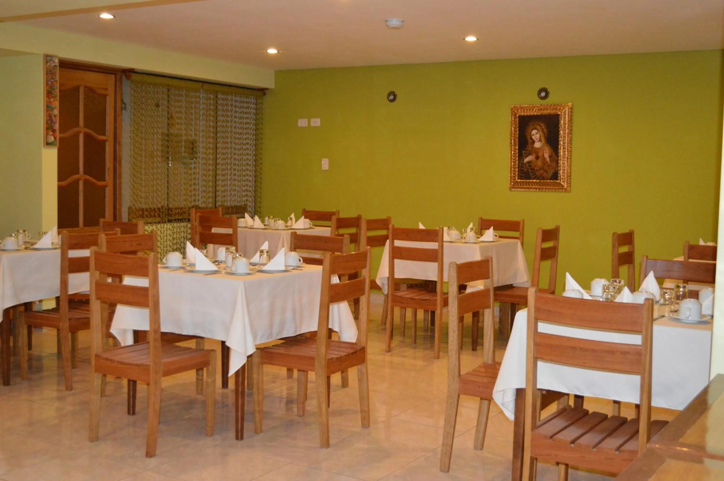 Restaurant/places to eat in Florida del Inca Hotel