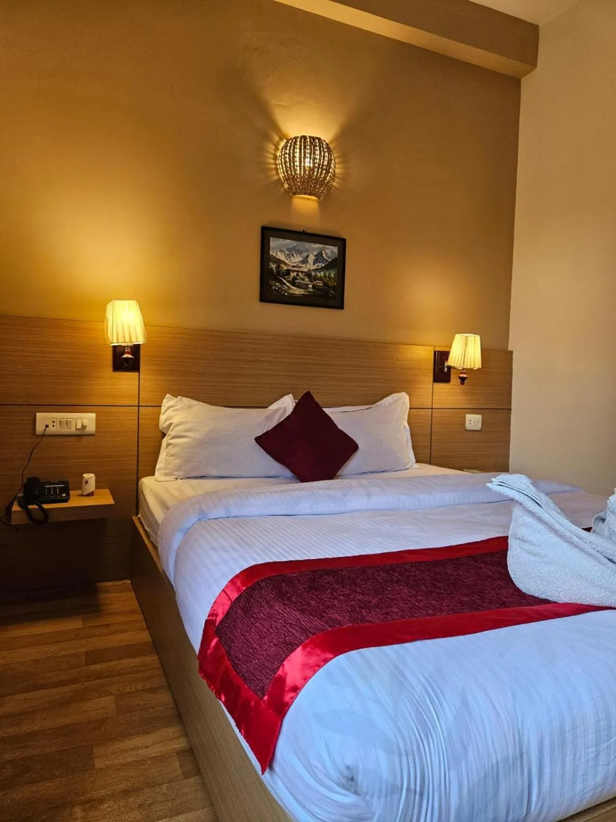 Bed in Hotel Ananda Inn