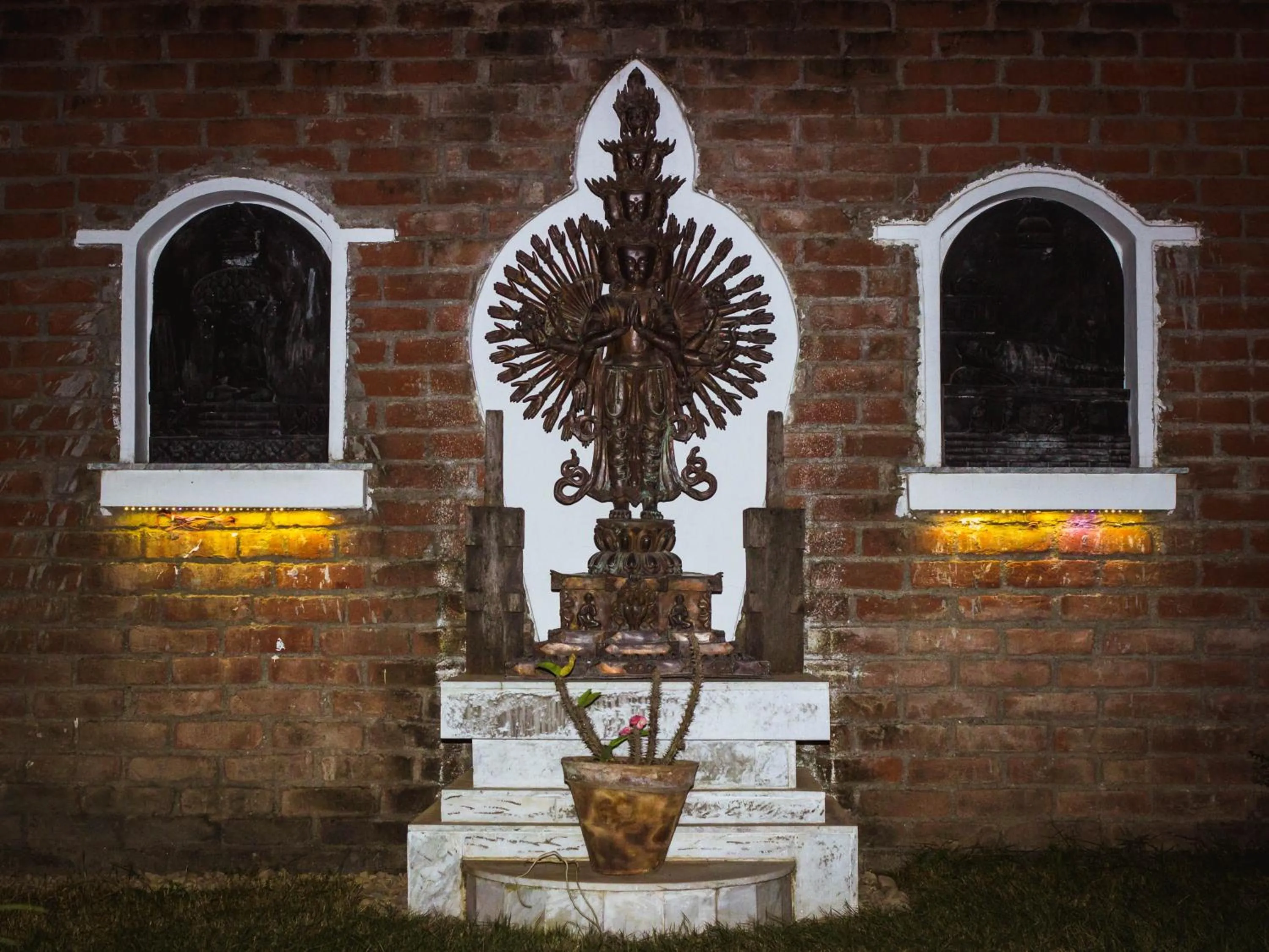 Property building in Hotel Ananda Inn