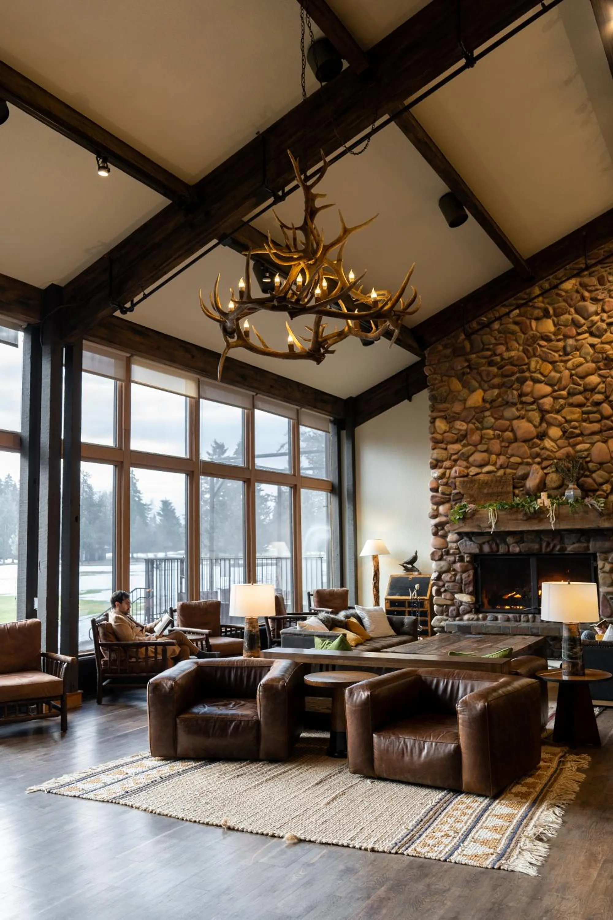 Lobby or reception in Grouse Mountain Lodge