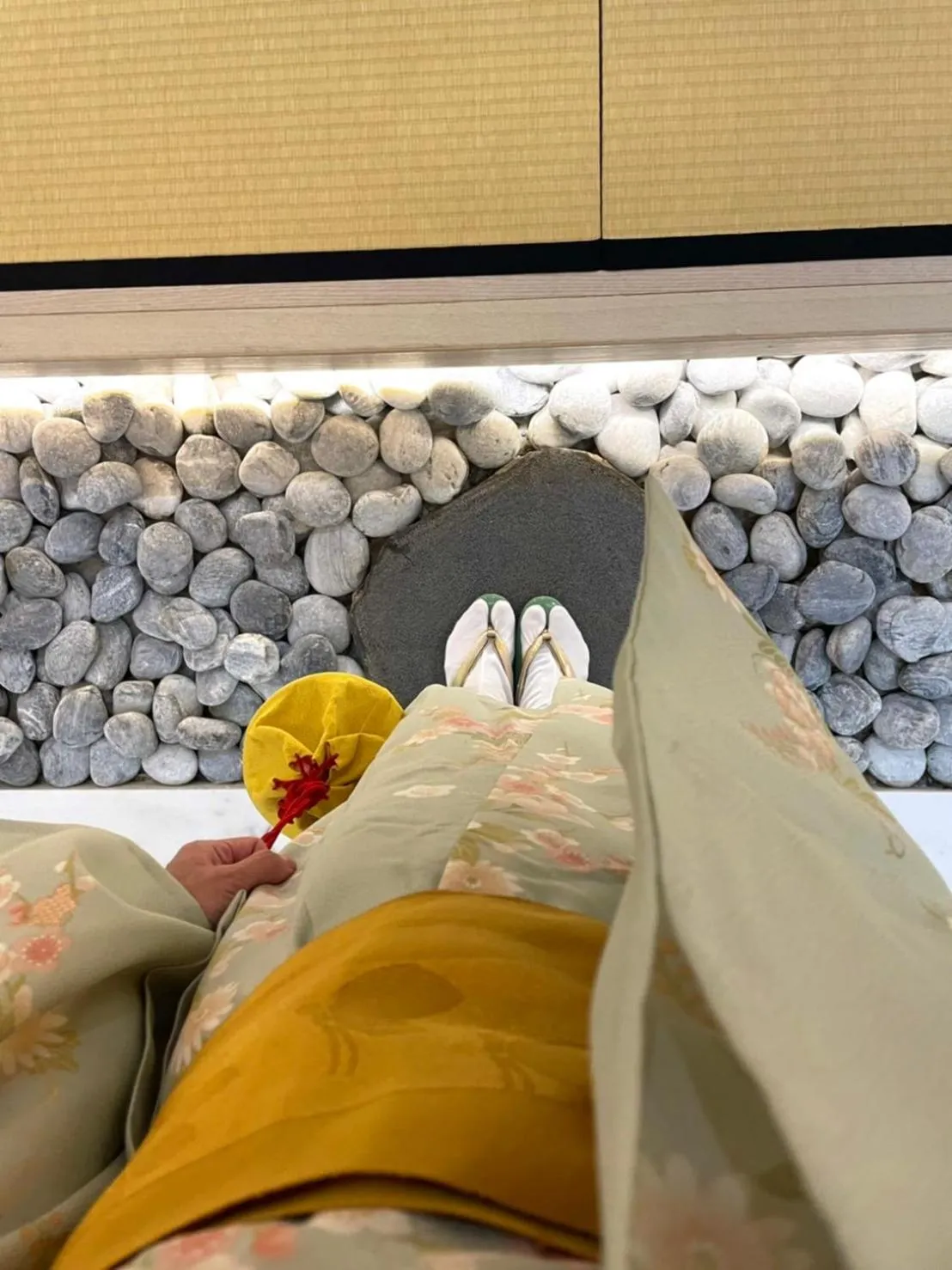 Living room, Bed in suye hotel