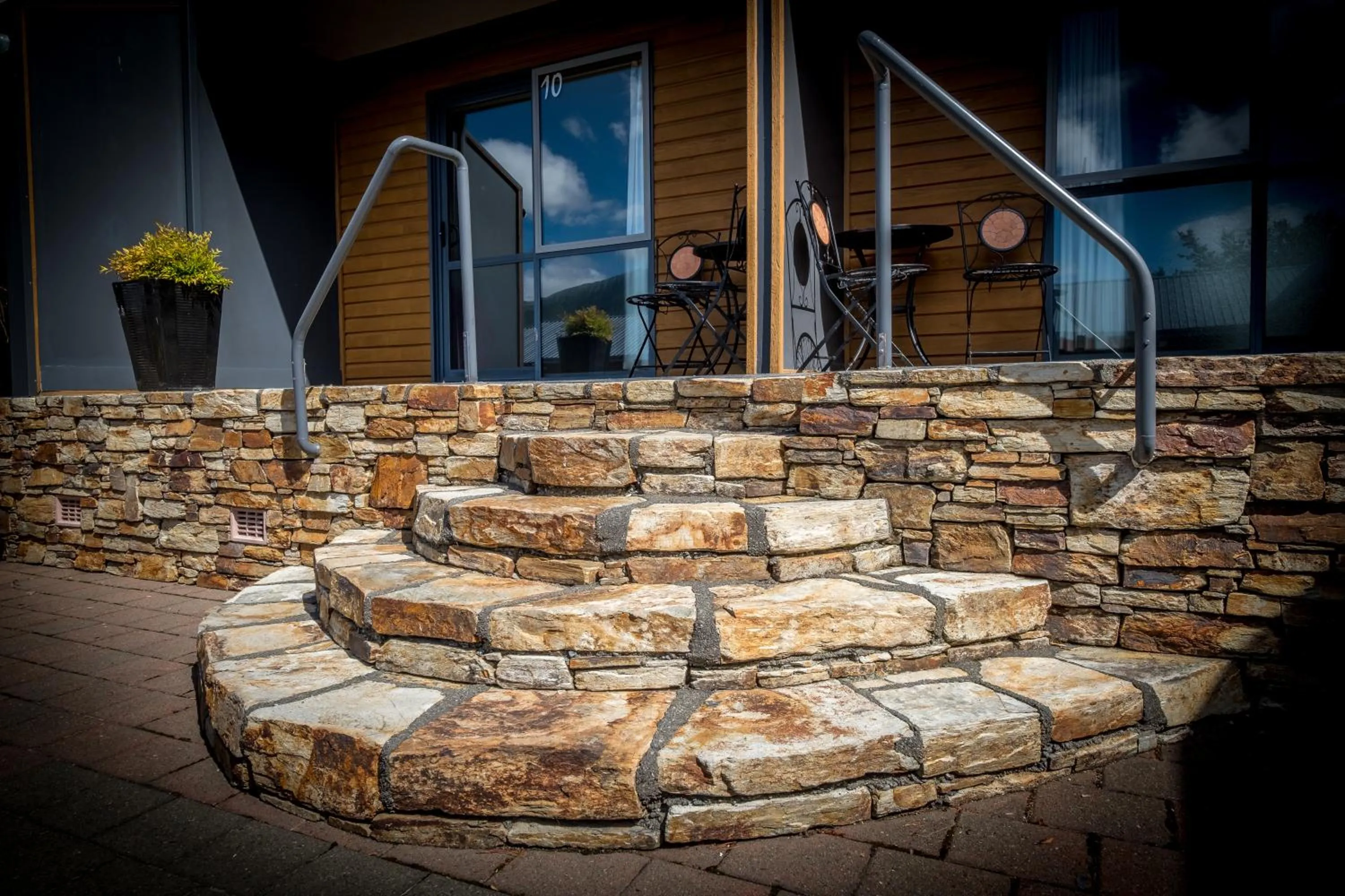 Patio in Hanmer Springs Scenic Views Motel