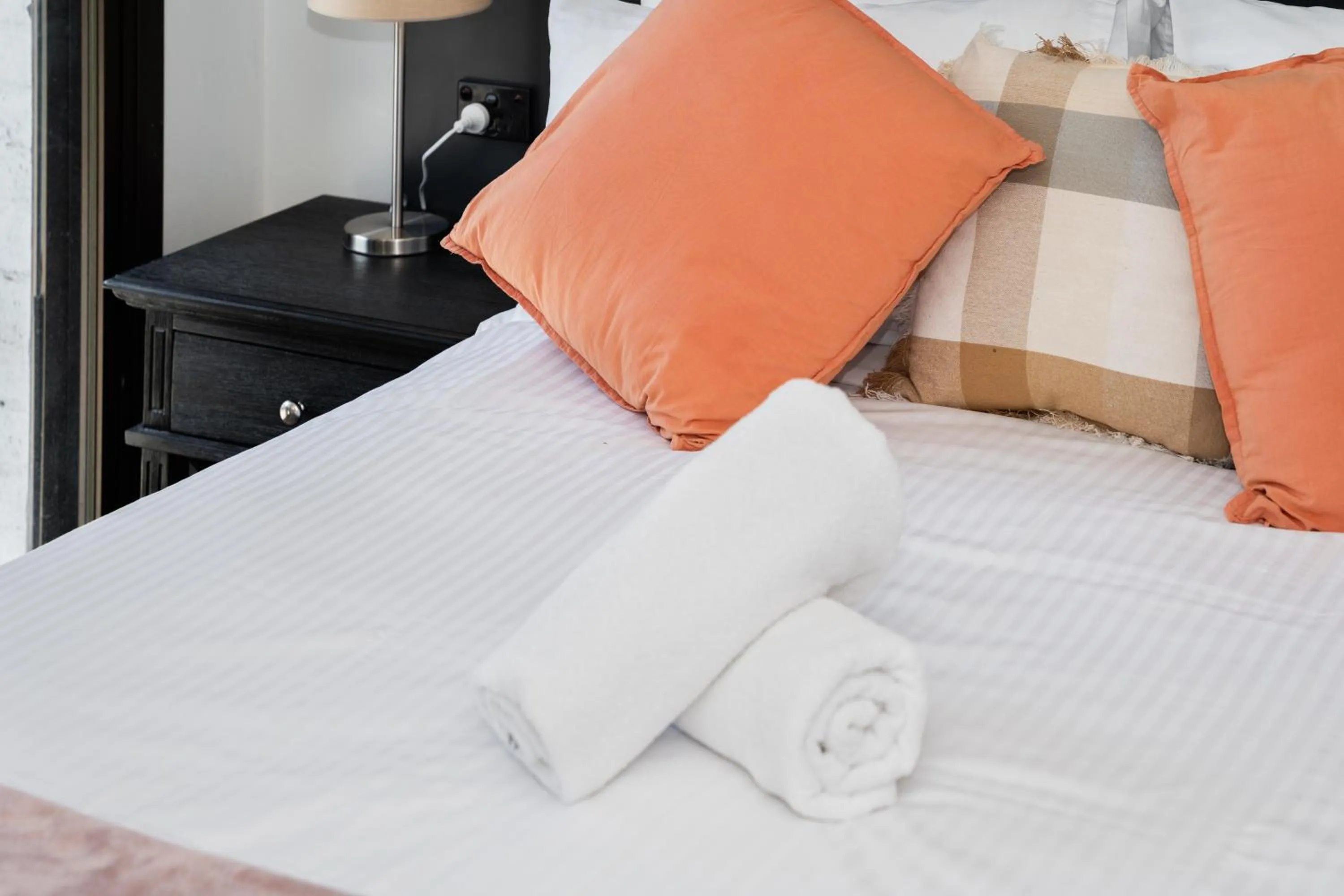 towels, Bed in Motel 10