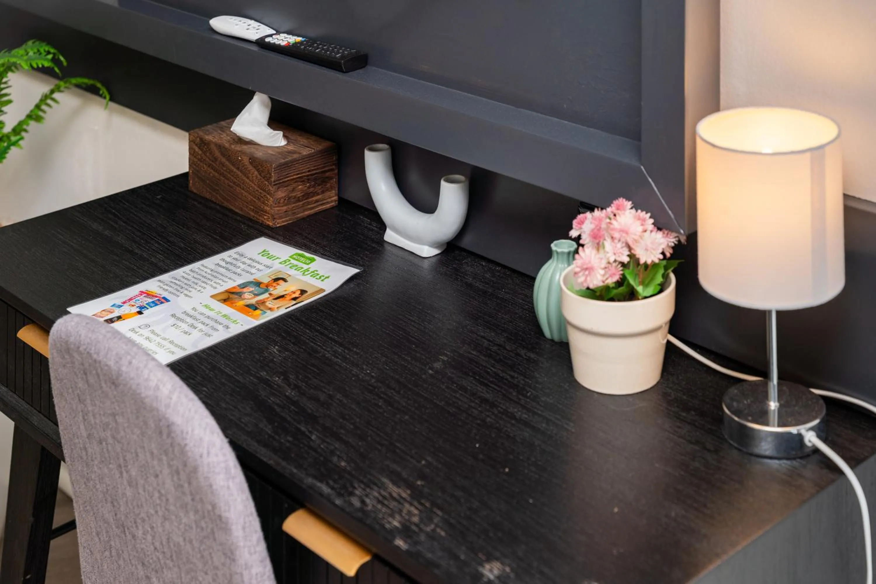 Decorative detail in Motel 10