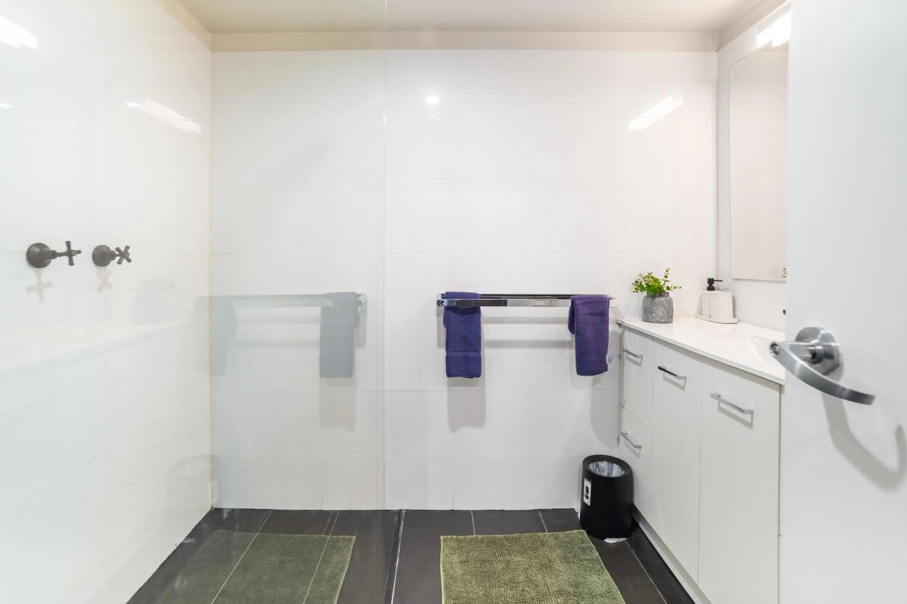 Bathroom in Motel 10