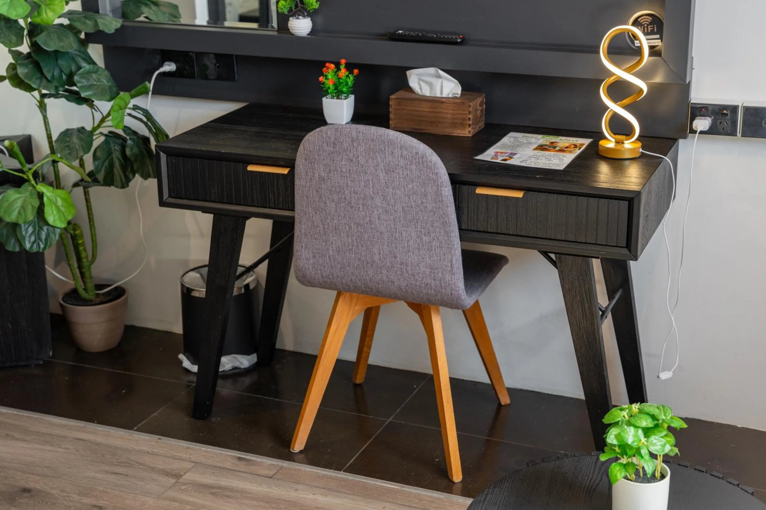 Seating area in Motel 10