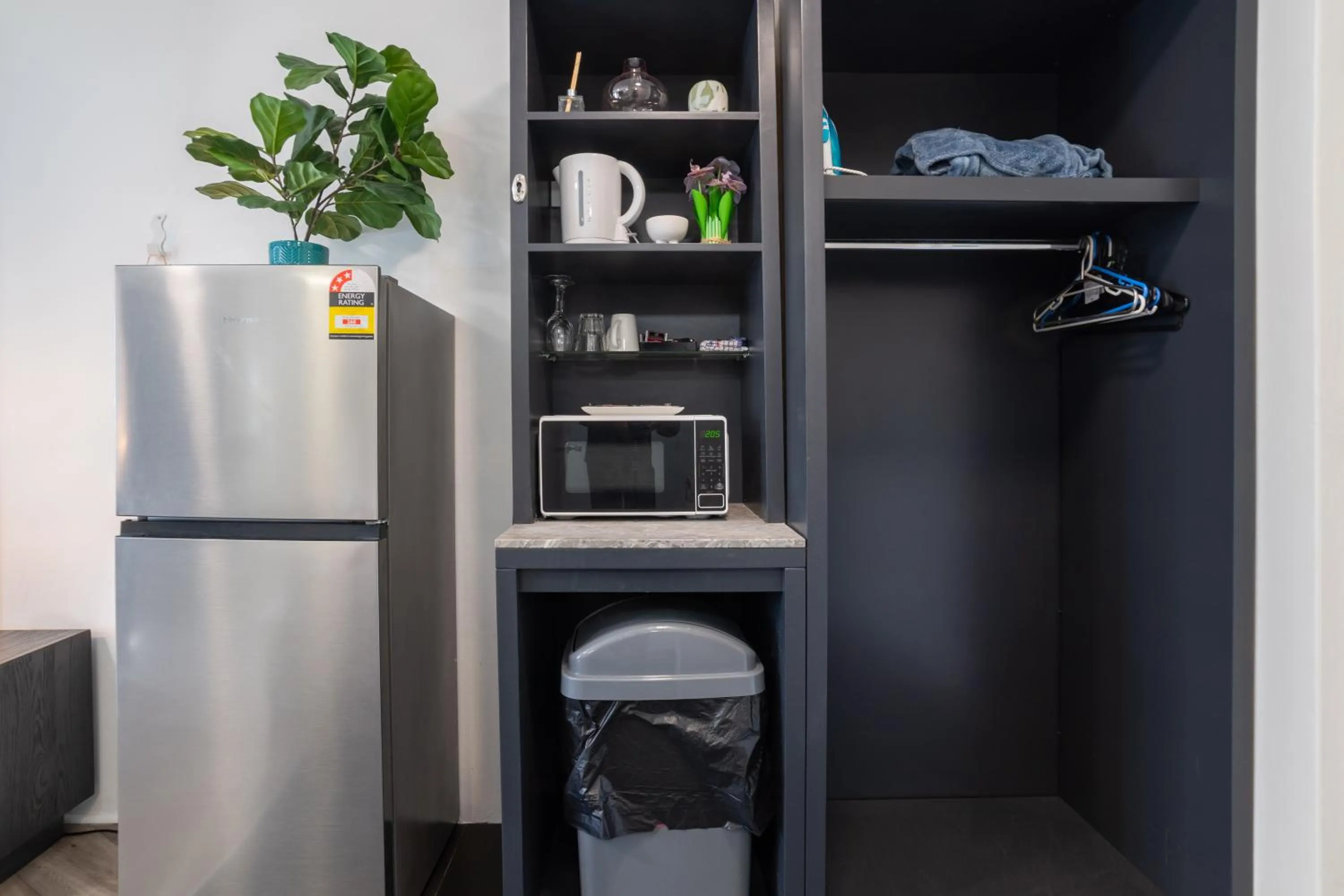 furniture in Motel 10