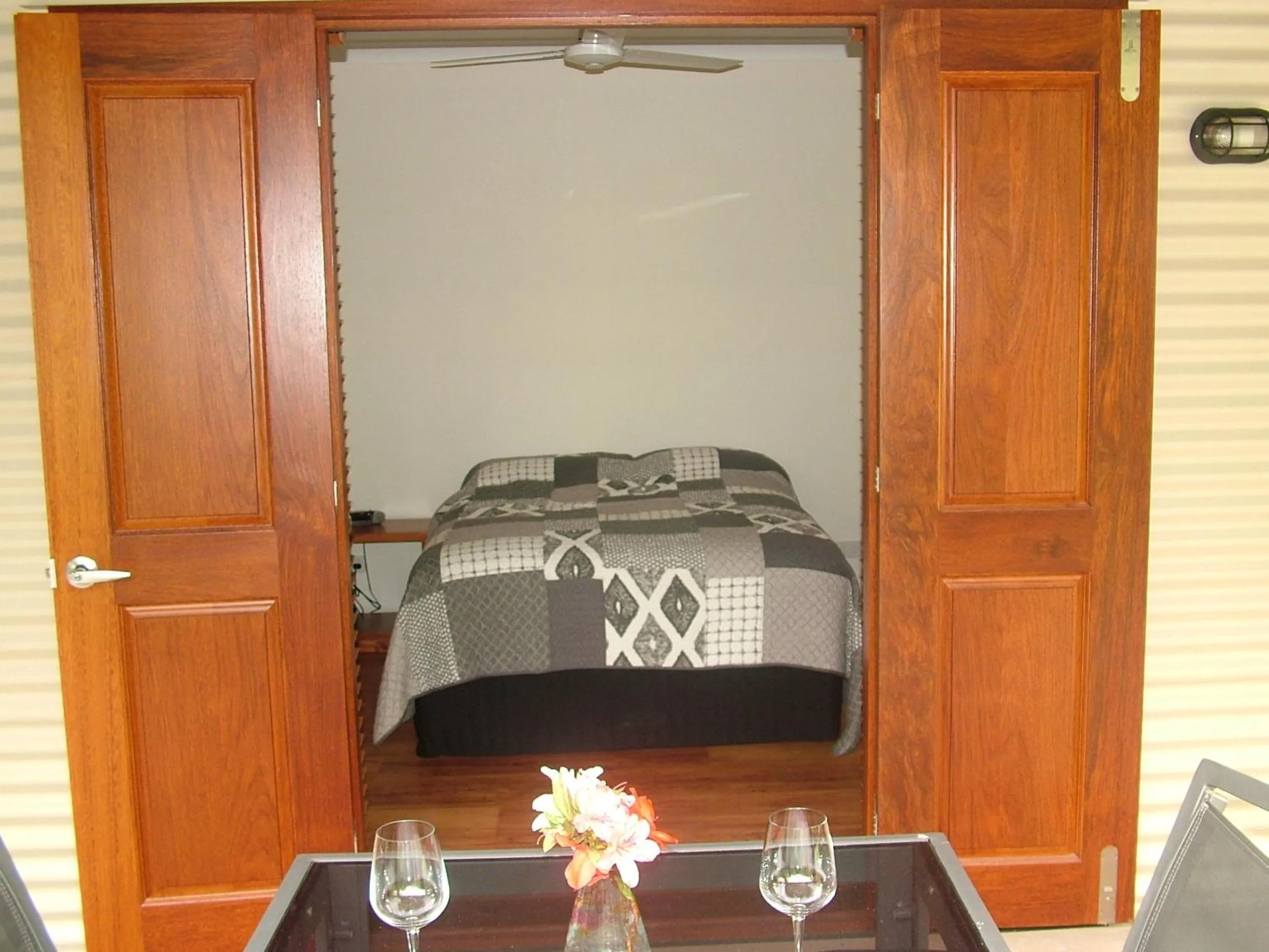 Bed in The Summit Bed & Breakfast