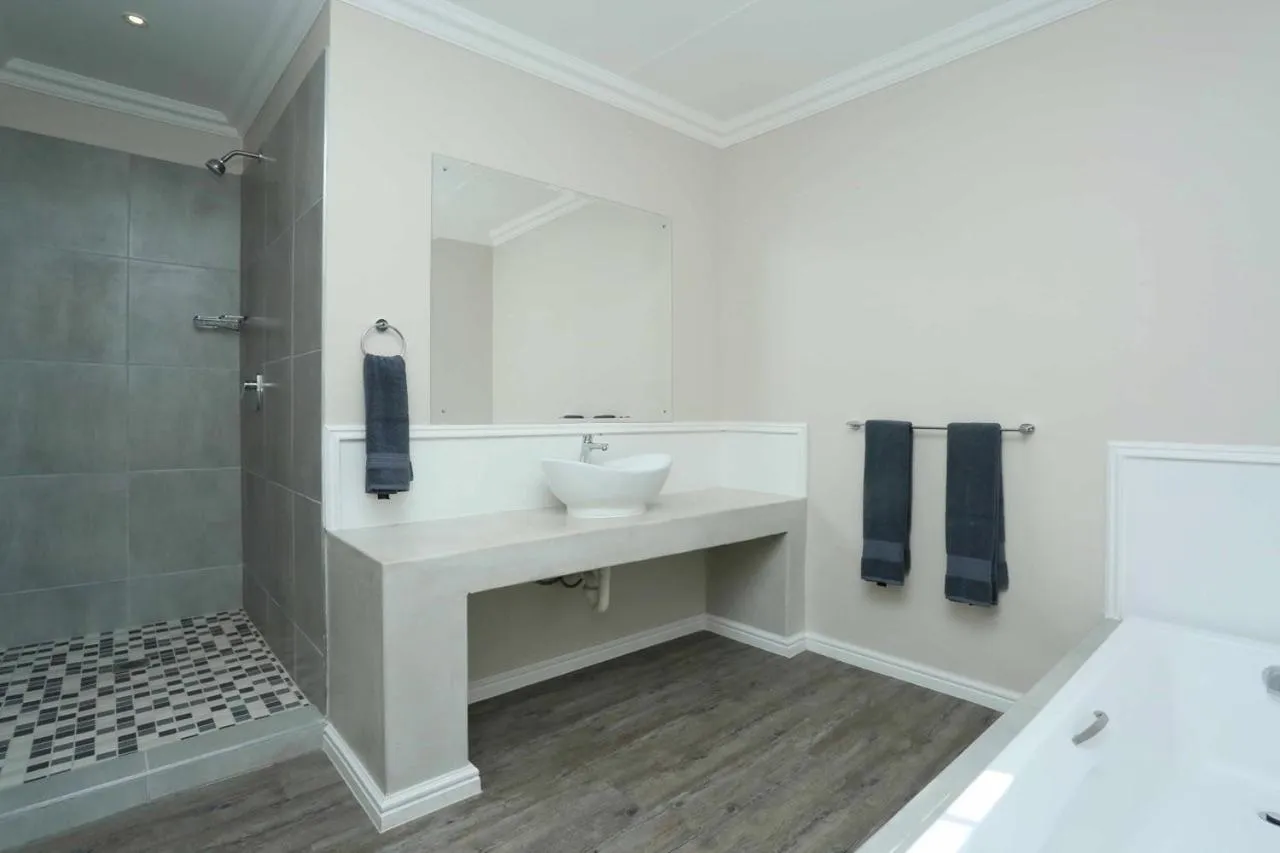 Bathroom in Eagle Cove