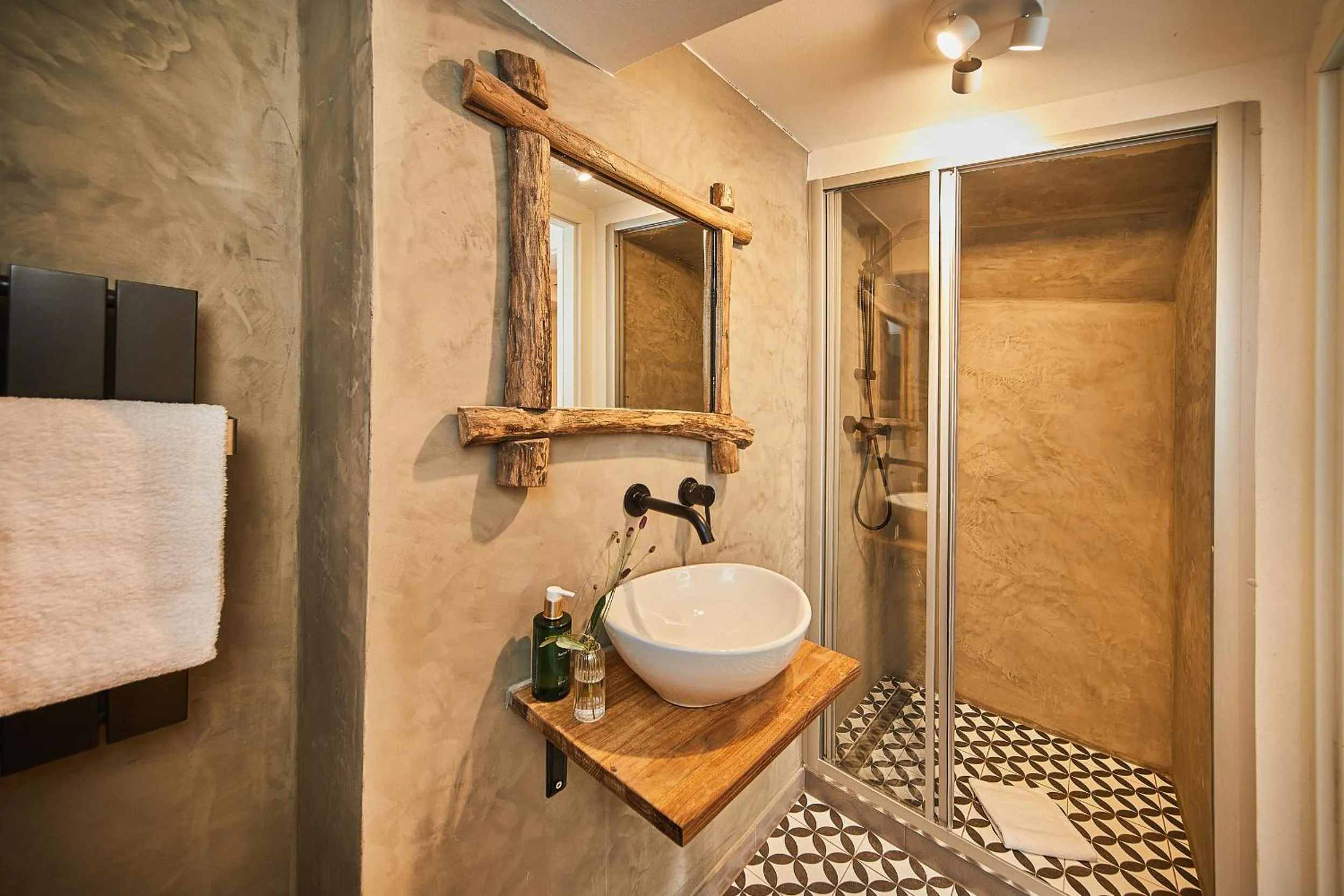 Shower in Weinforum Franken Hotel & Restaurant