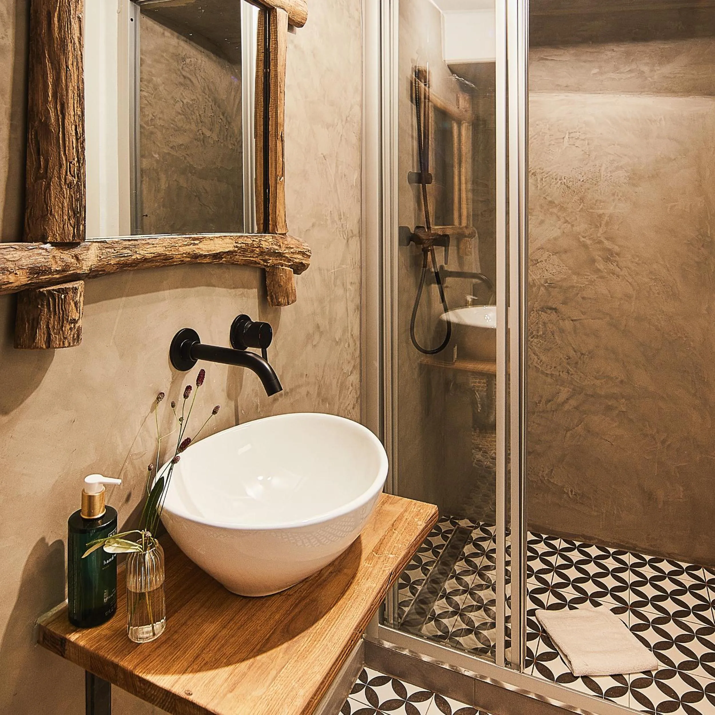 Bathroom in Weinforum Franken Hotel & Restaurant