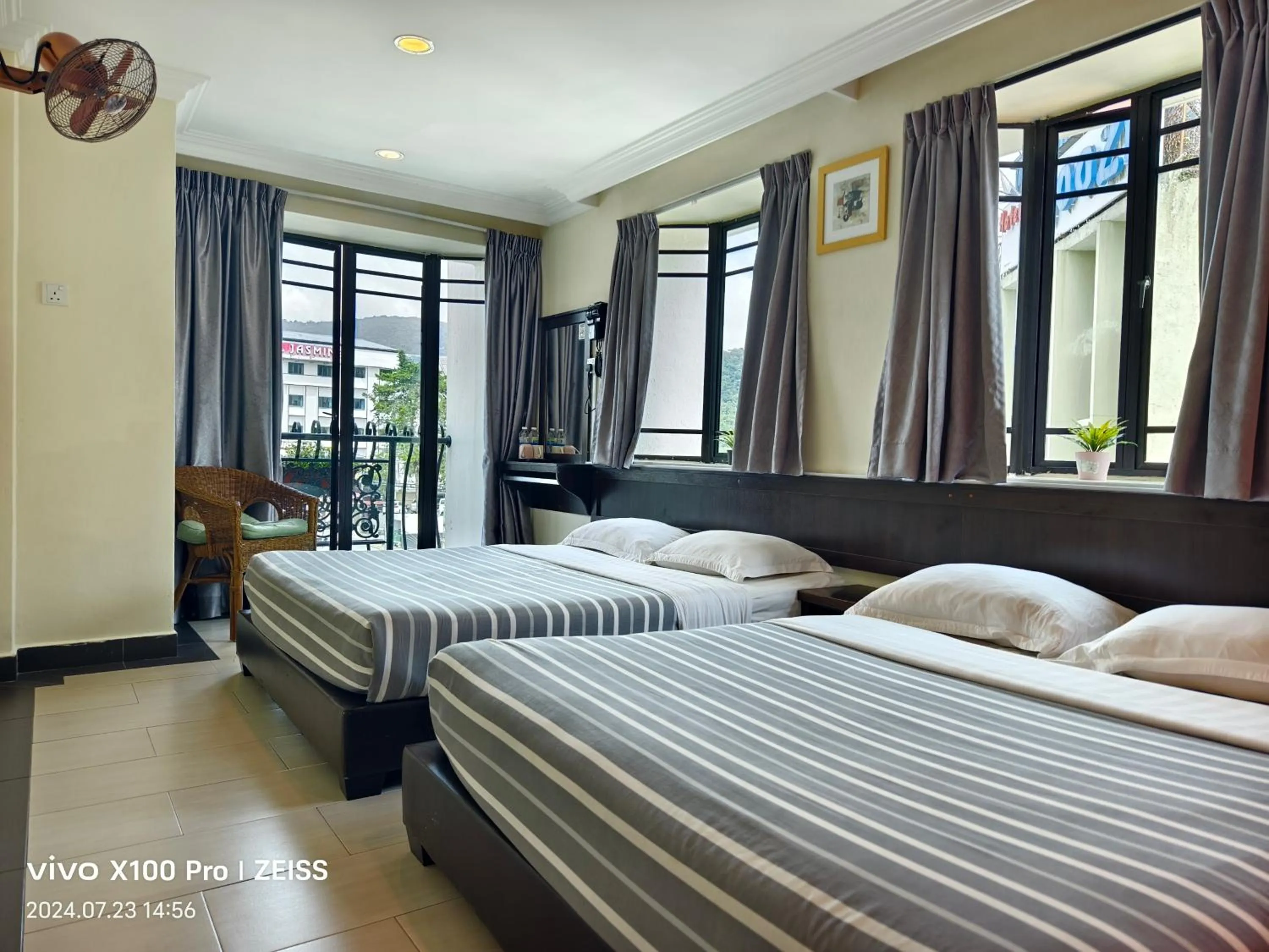 Bed in Hong Kong Hotel