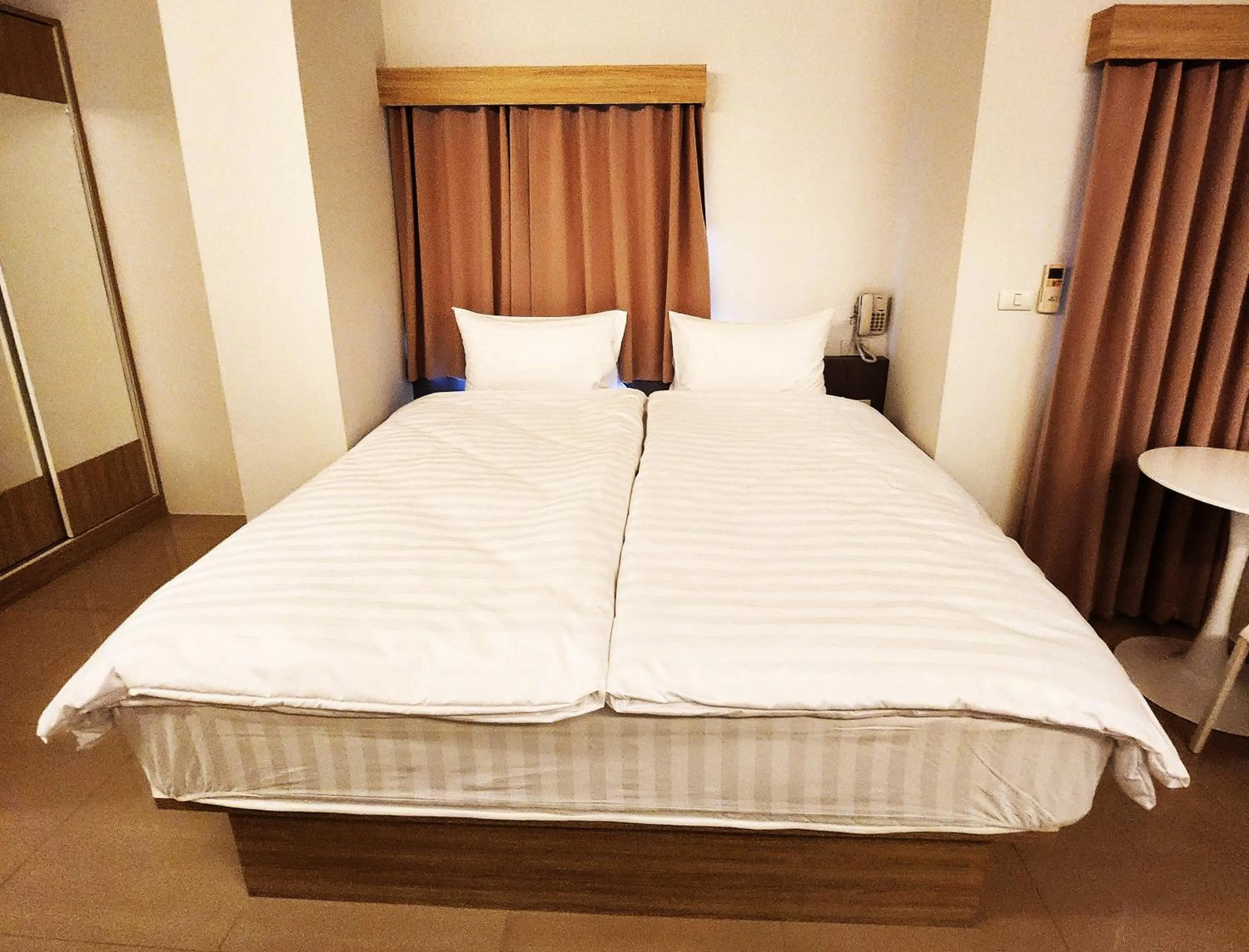 Superior Double Room in Prom Ratchada Hotel