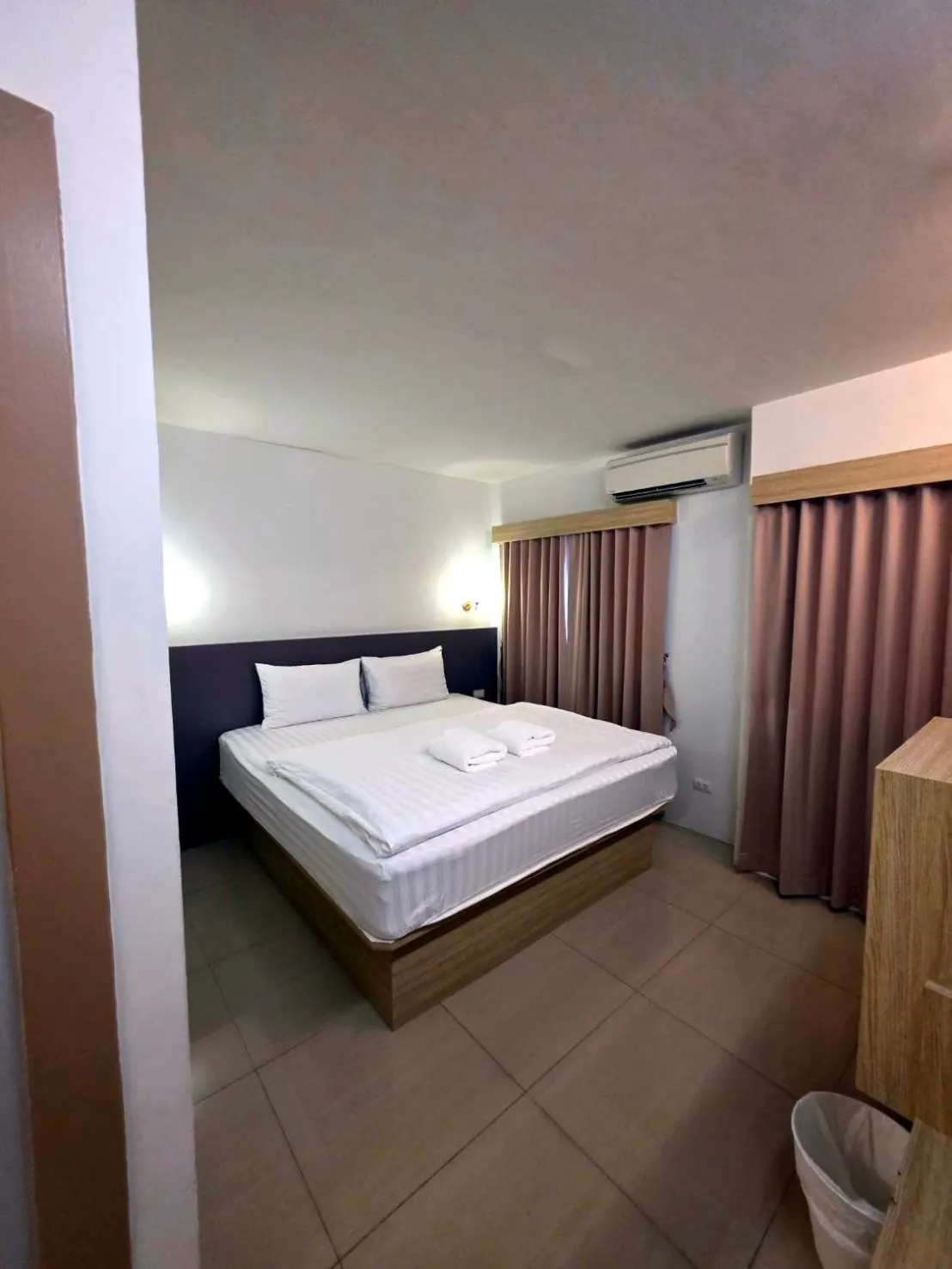 Bed in Prom Ratchada Hotel