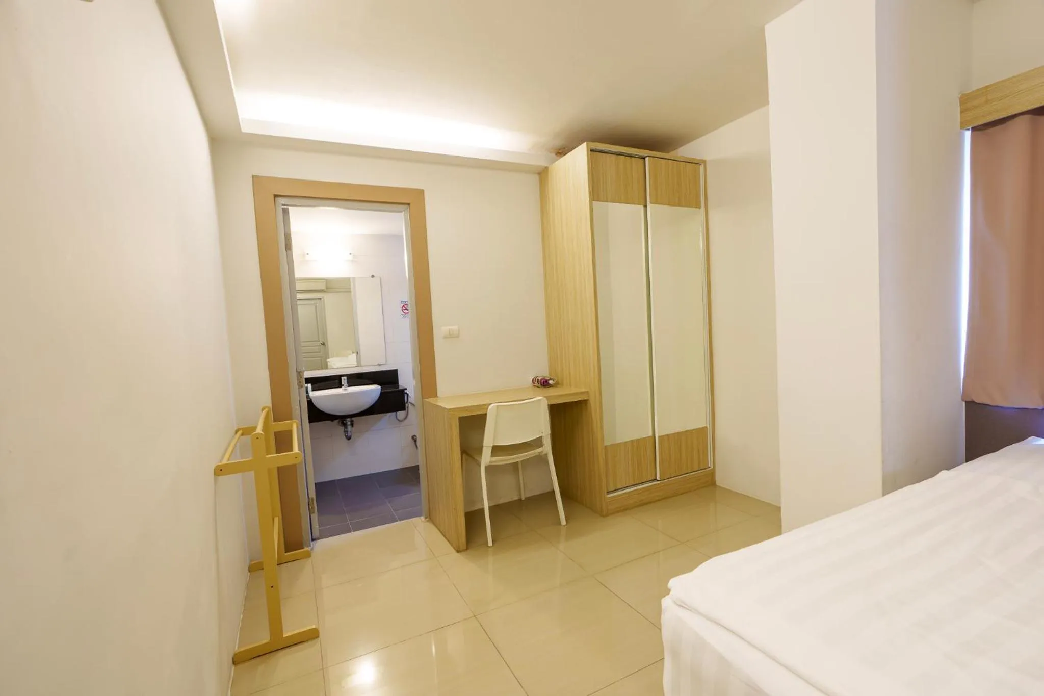 Bed in Prom Ratchada Hotel