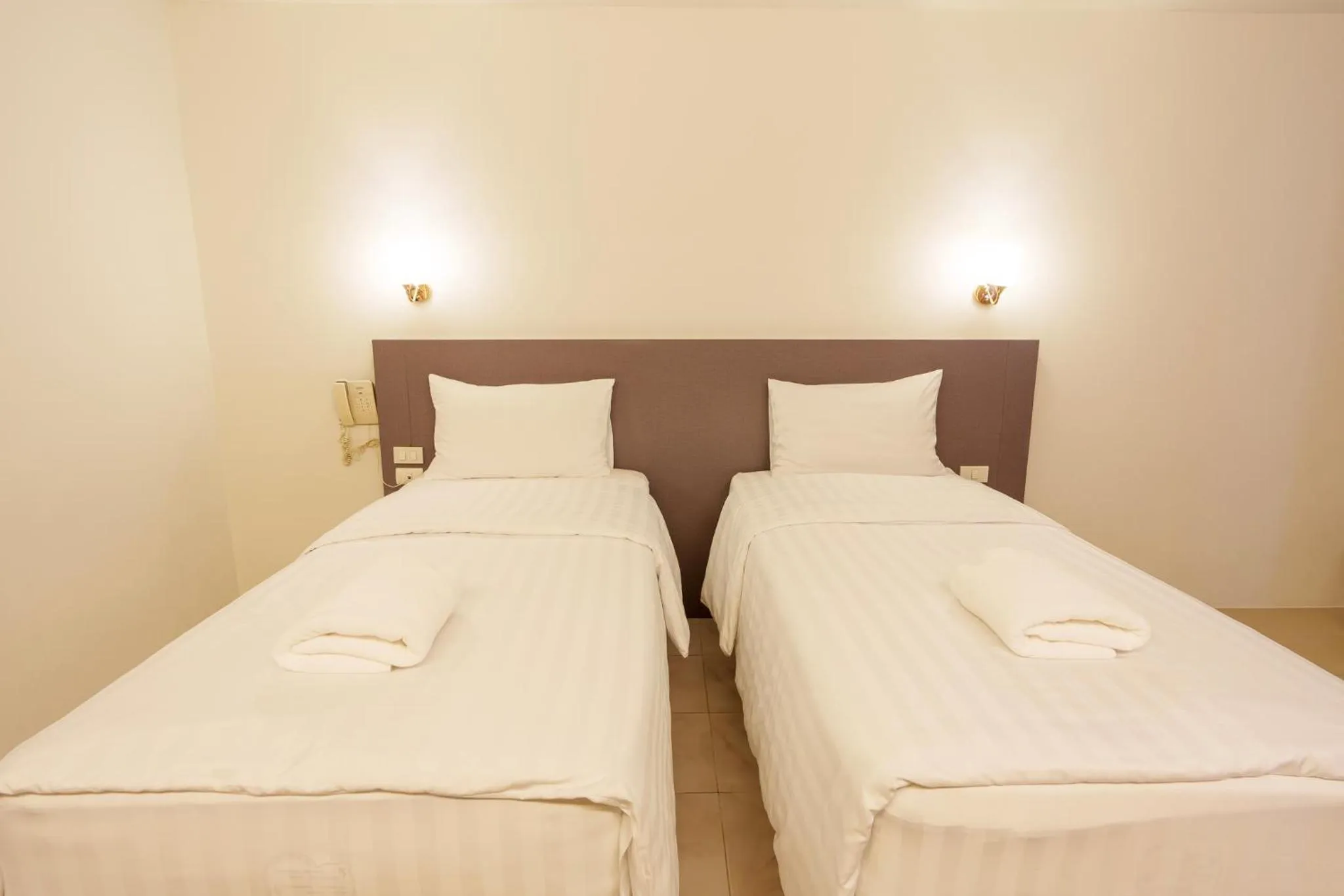 Bed in Prom Ratchada Hotel