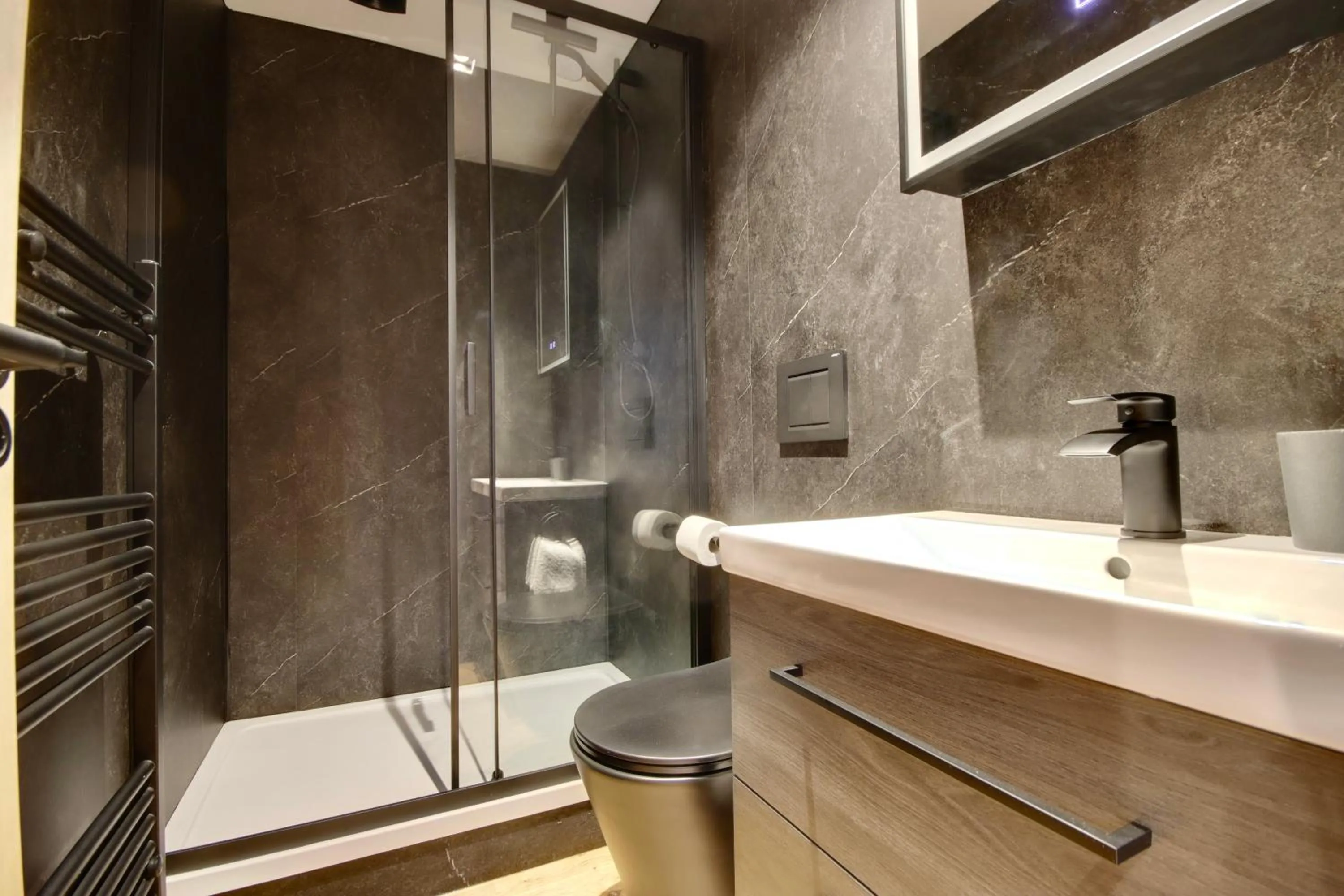 Bathroom in Becketts Townhouse