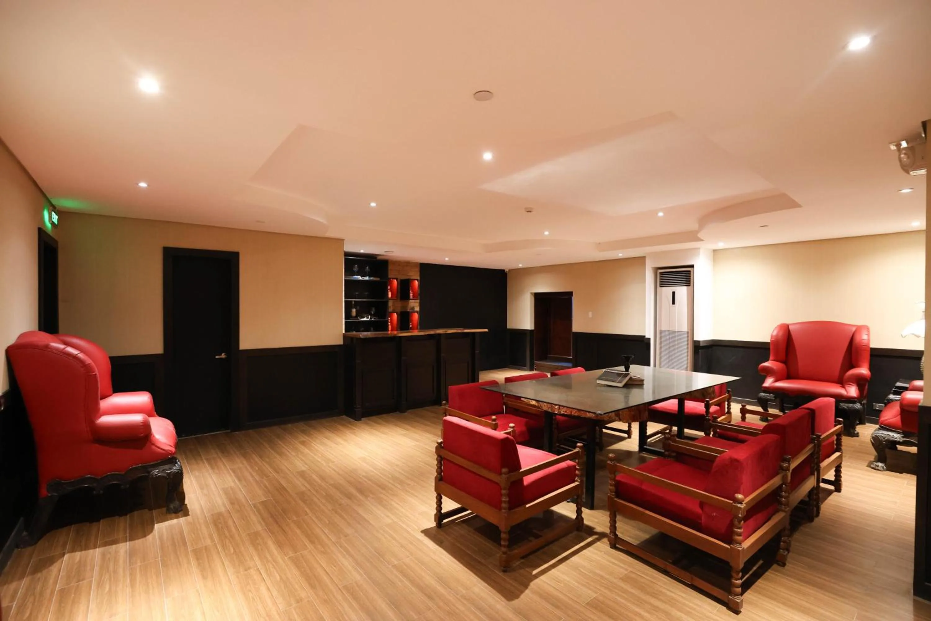 The Oriental Hotel Legazpi