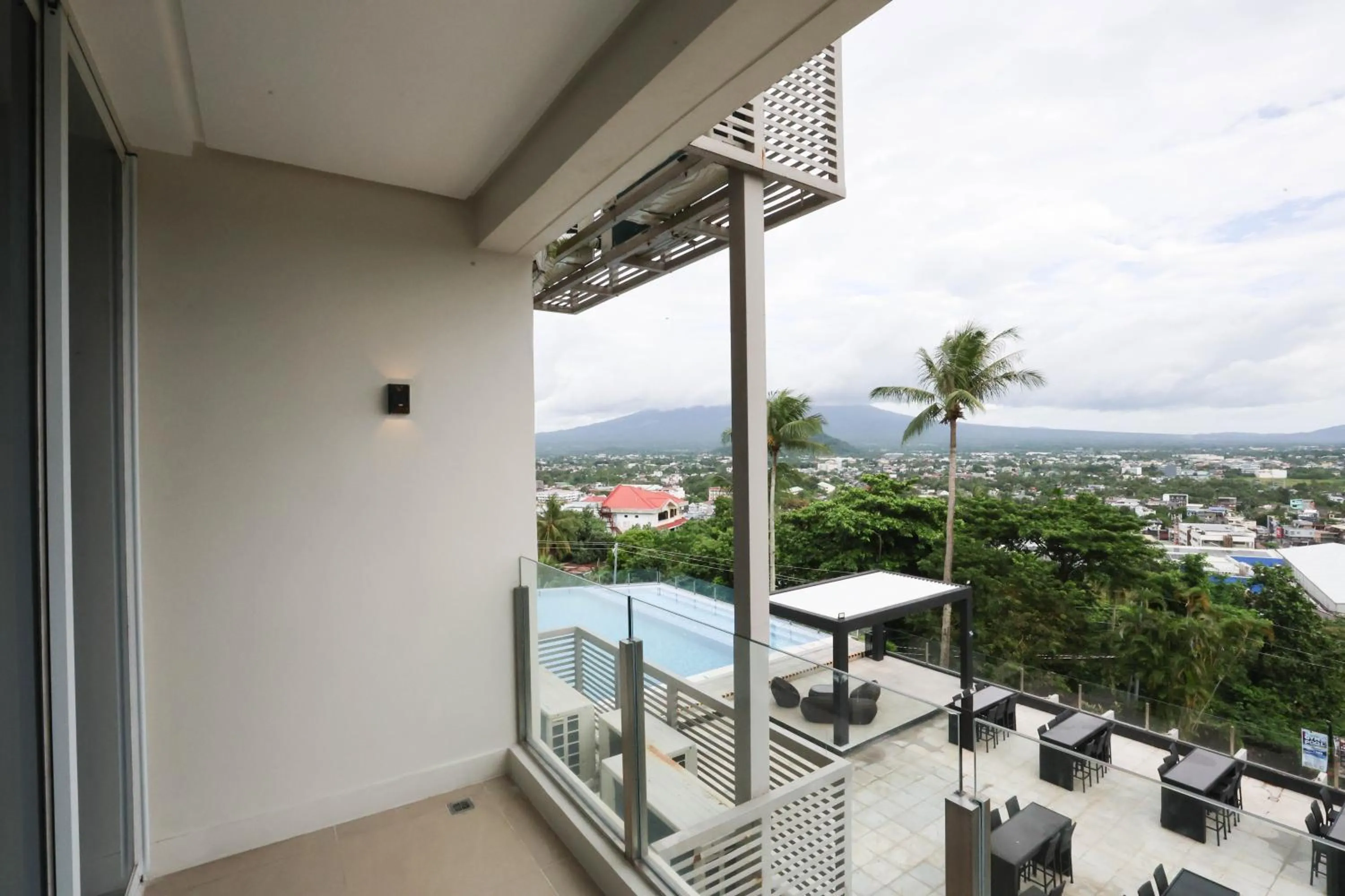 The Oriental Hotel Legazpi